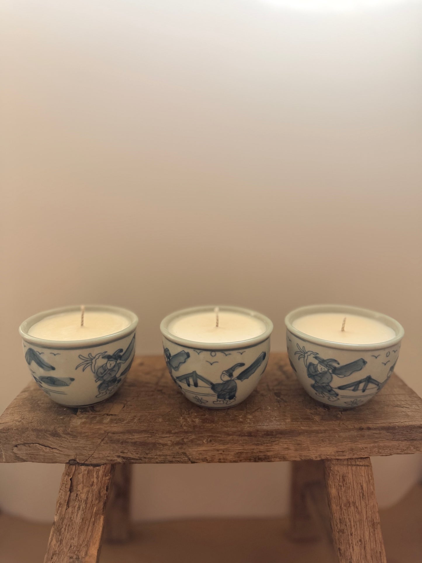 Set of 3 tea cup candles