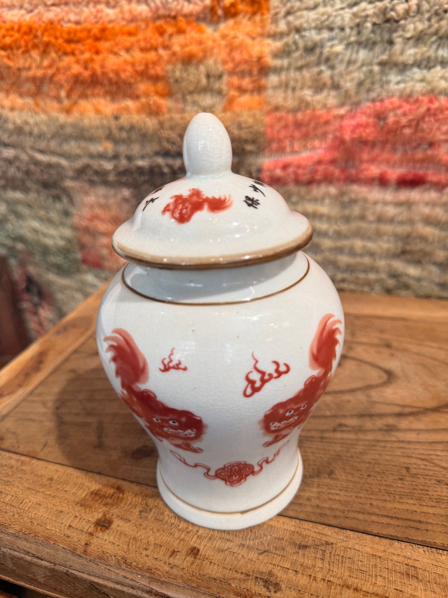 Red lion temple jar 1 wick Candle