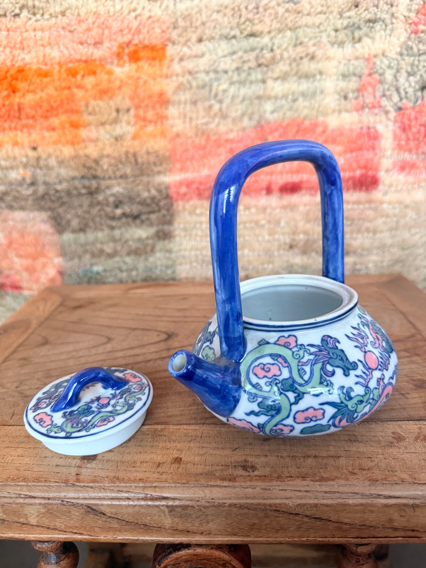 Hand painted in HK colorful dragon tea pot