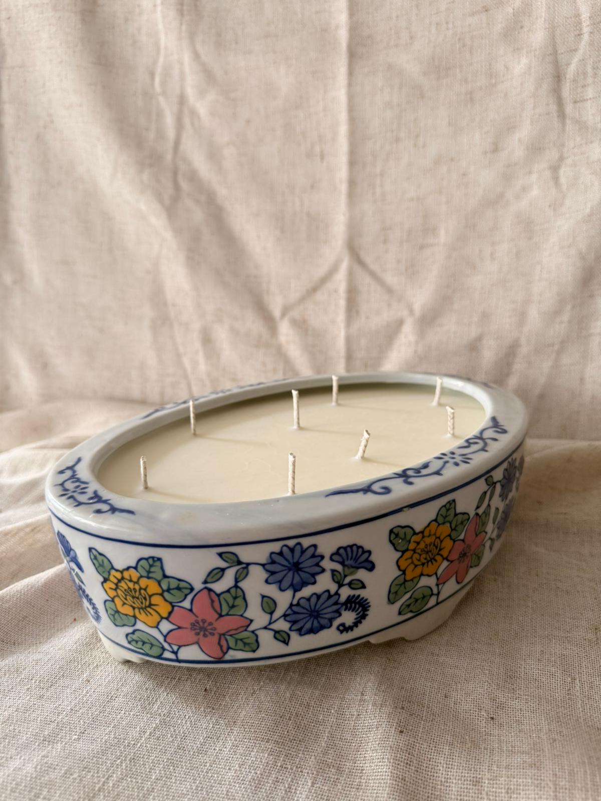 Vintage flowers large oval Candle