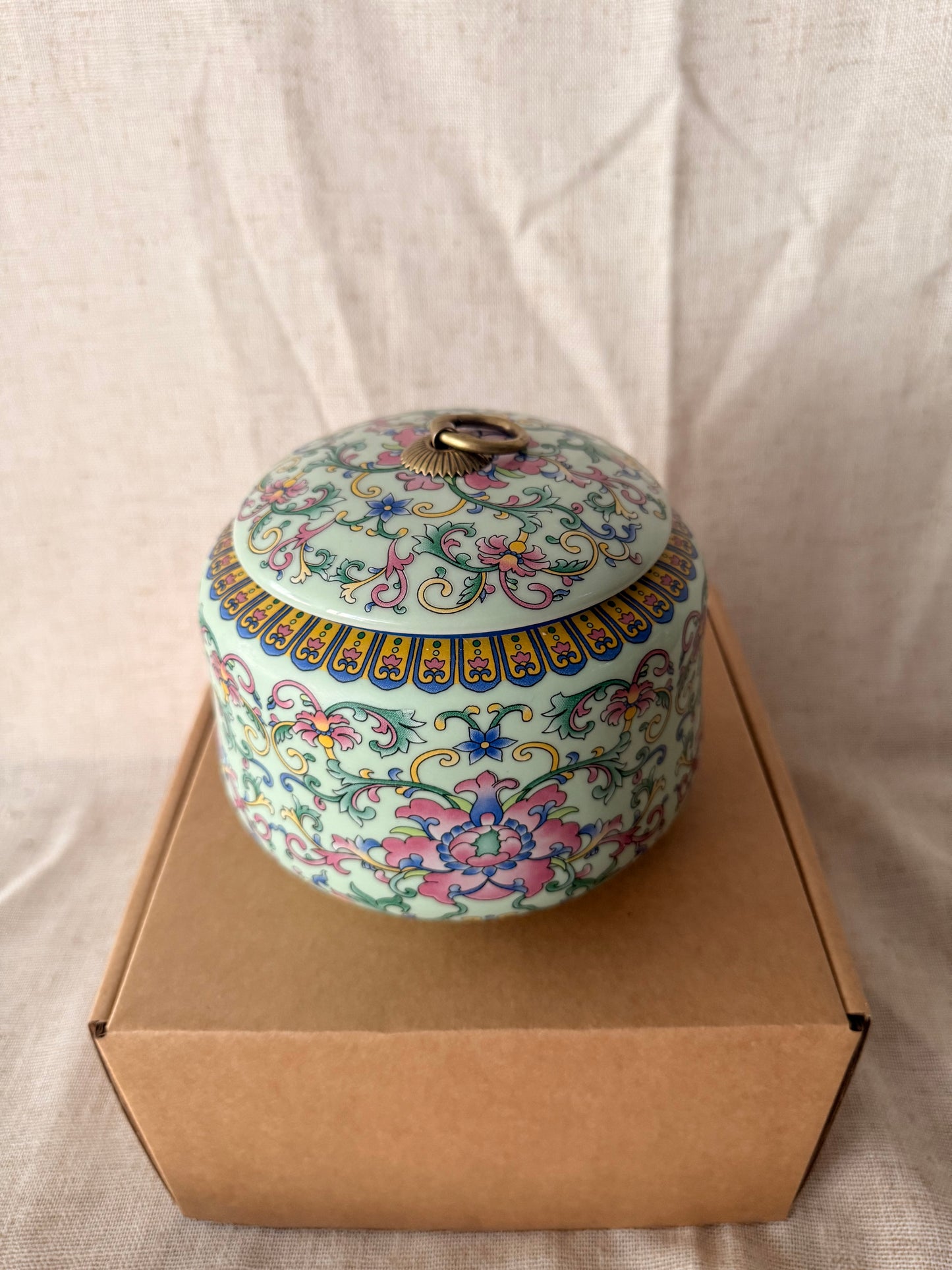 Mint green floral fine porcelain box 3 wicks candle