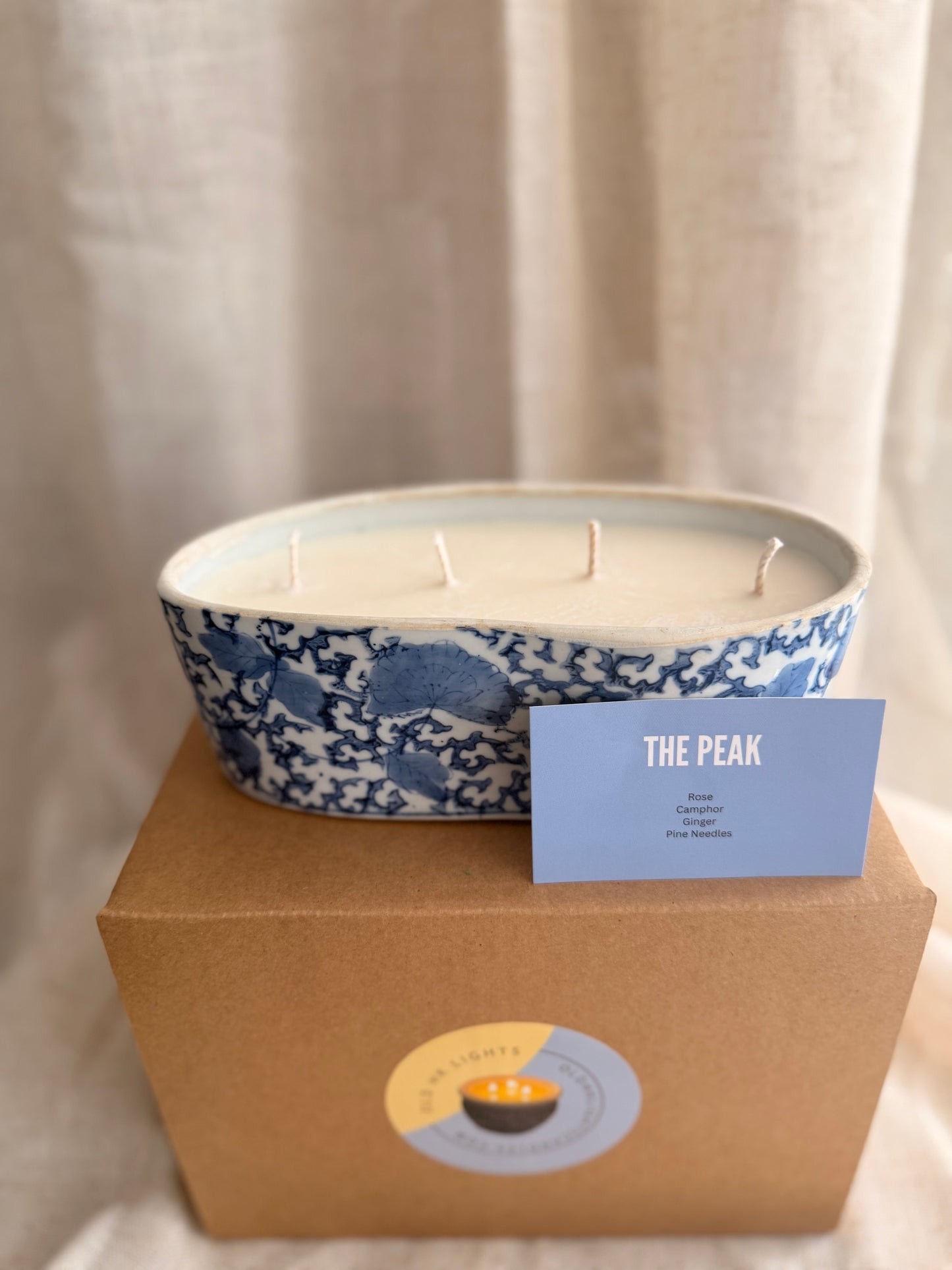 Blue and white cat box 4 wicks candle