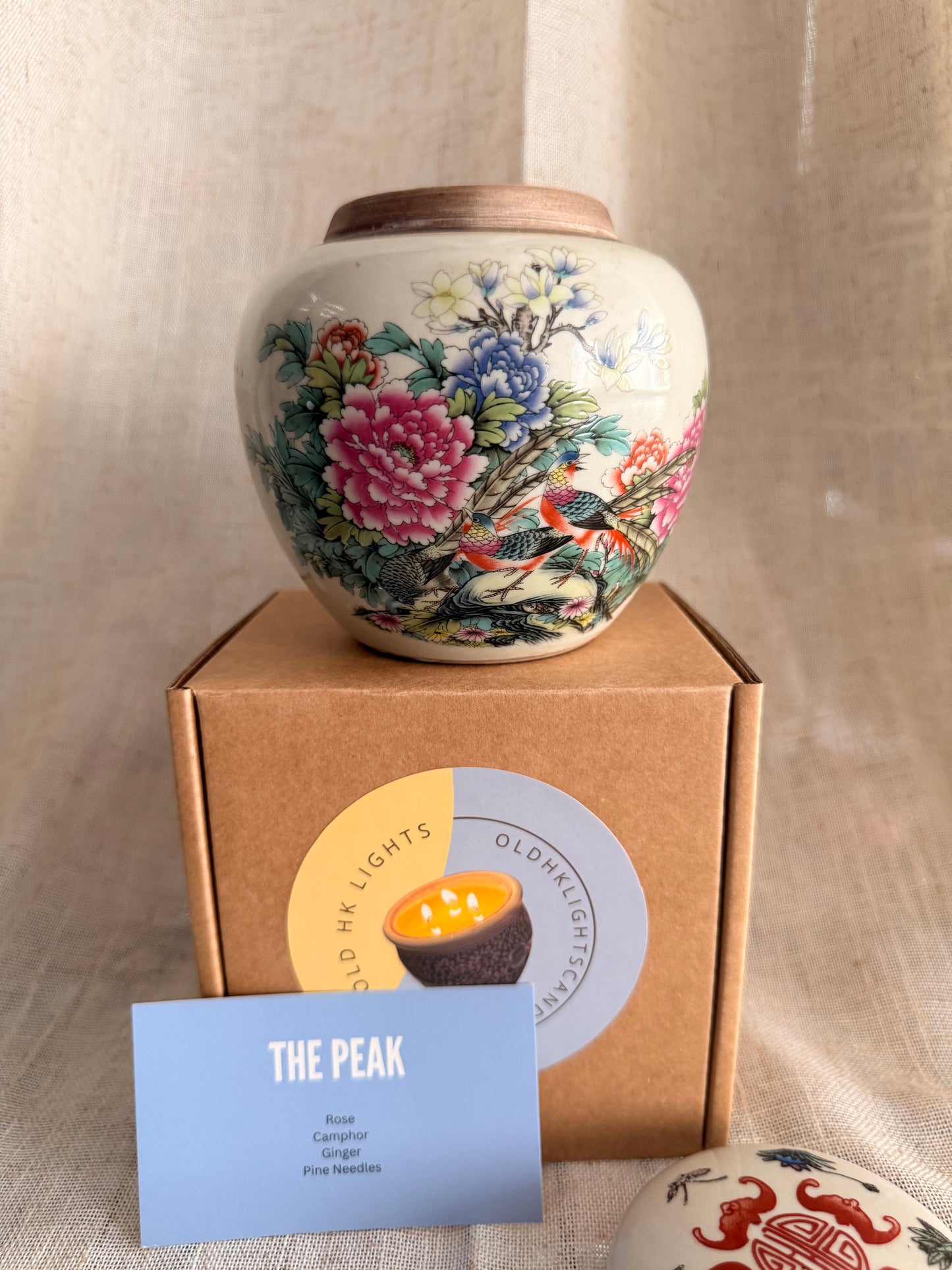 Chrysanthemum tea jar candle