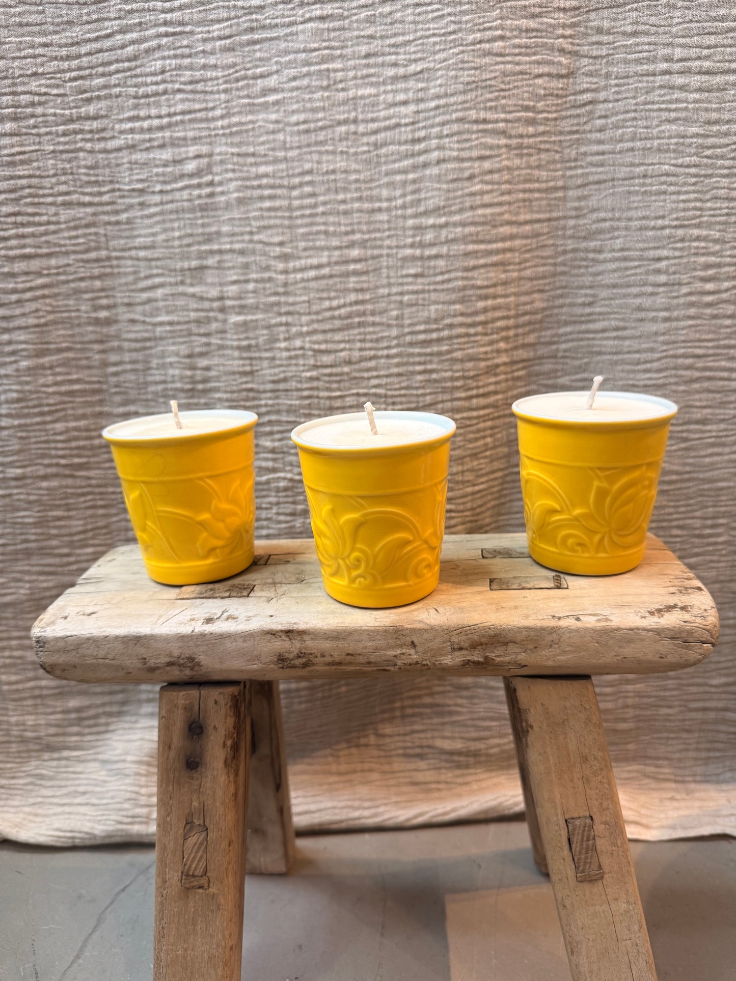 Set of 3 Lotus yellow mini Candles