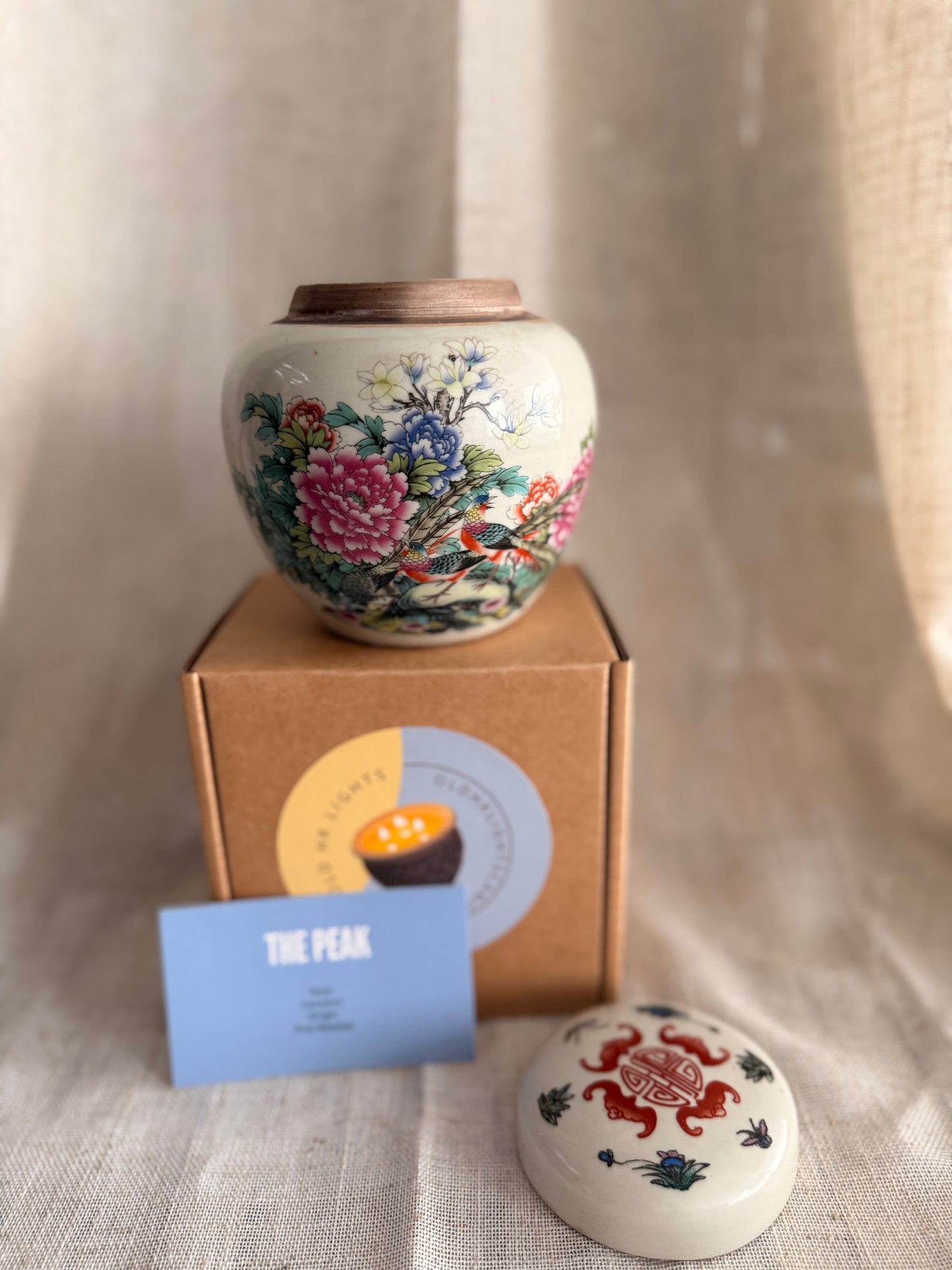 Chrysanthemum tea jar candle