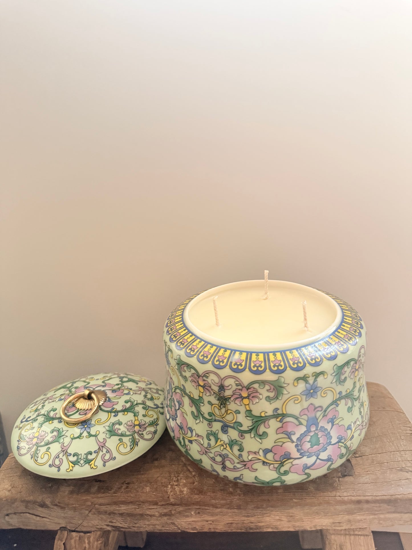 Mint floral fine porcelain box 3 wicks candle