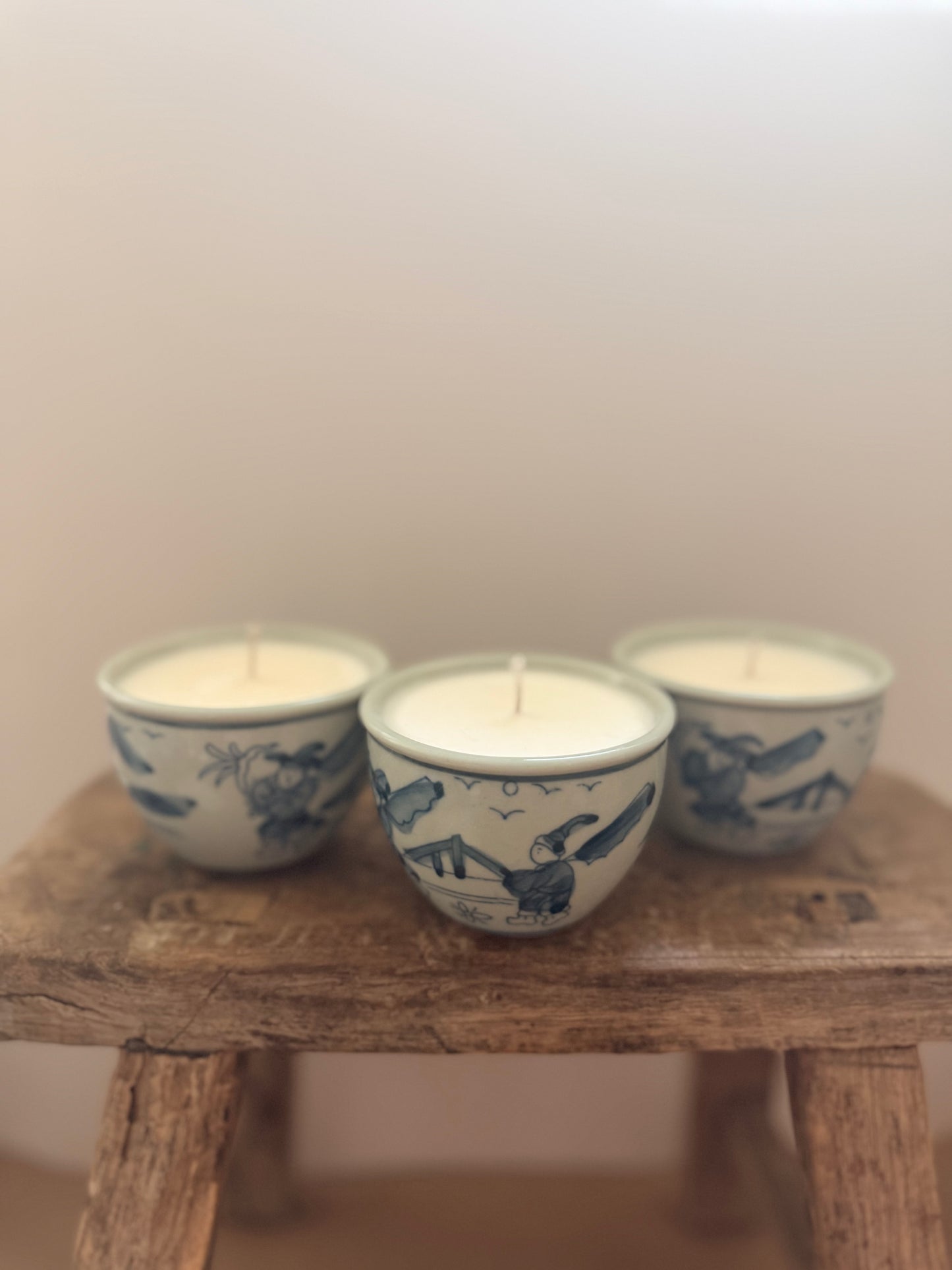 Set of 3 tea cup candles