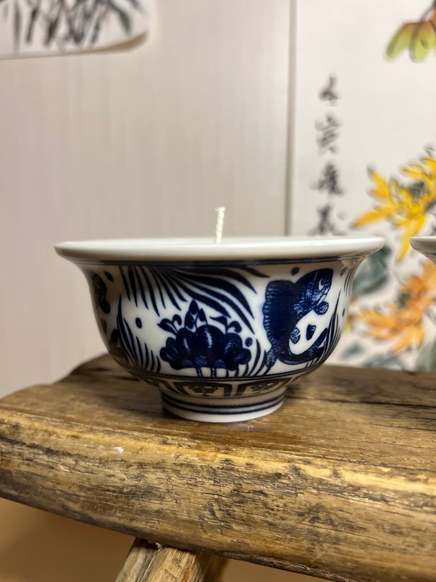 Set of 2 blue and white tea bowl candles