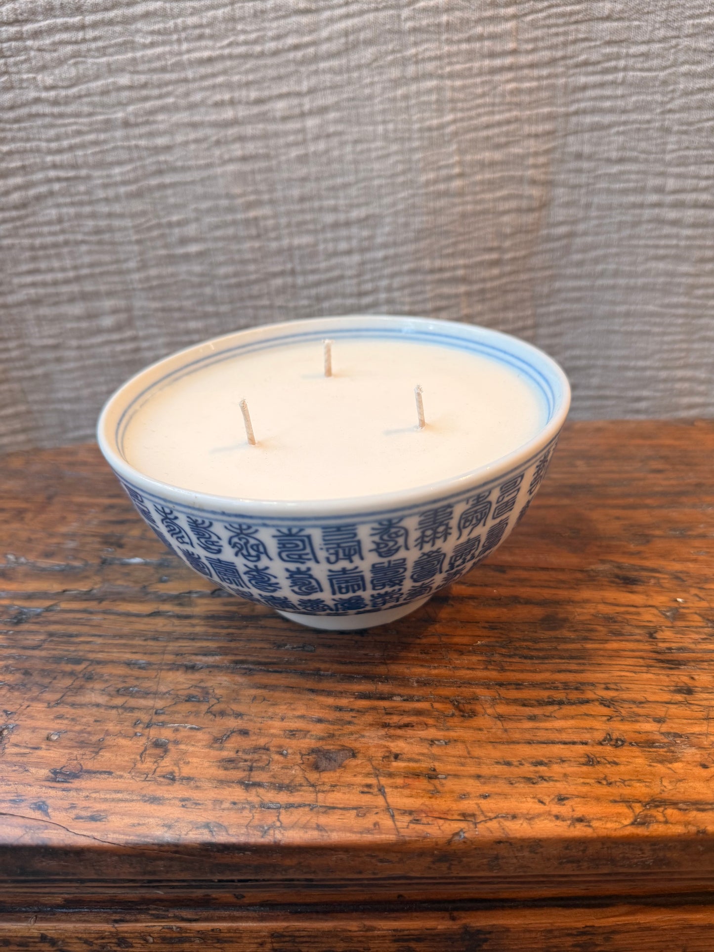 Blue and white Chinese Characters bowl Candle