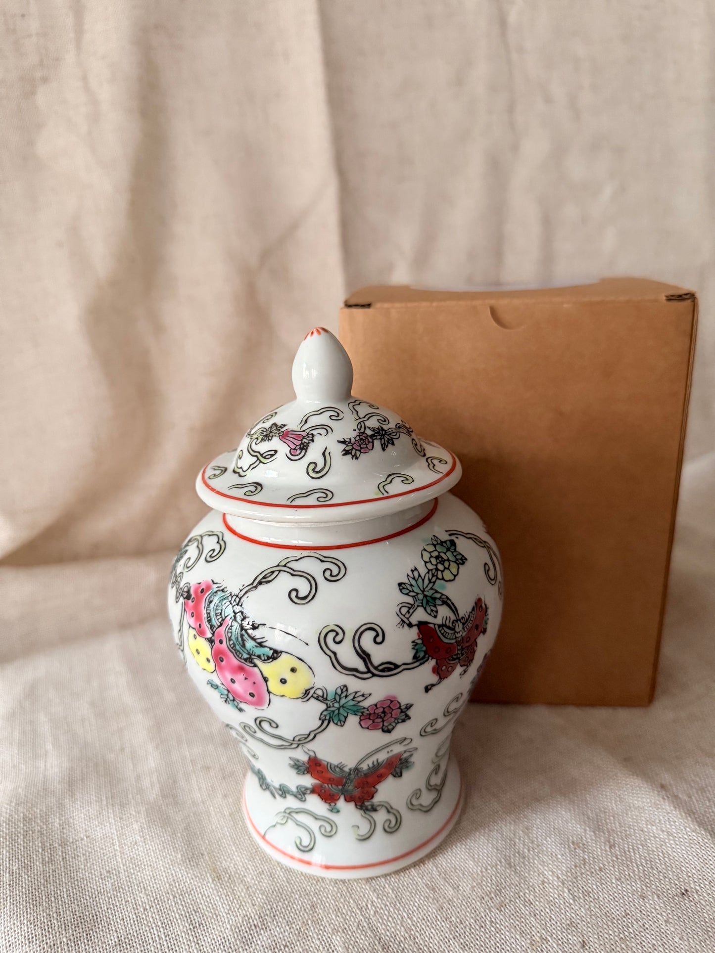Butterfly and Flowers temple jar Candle