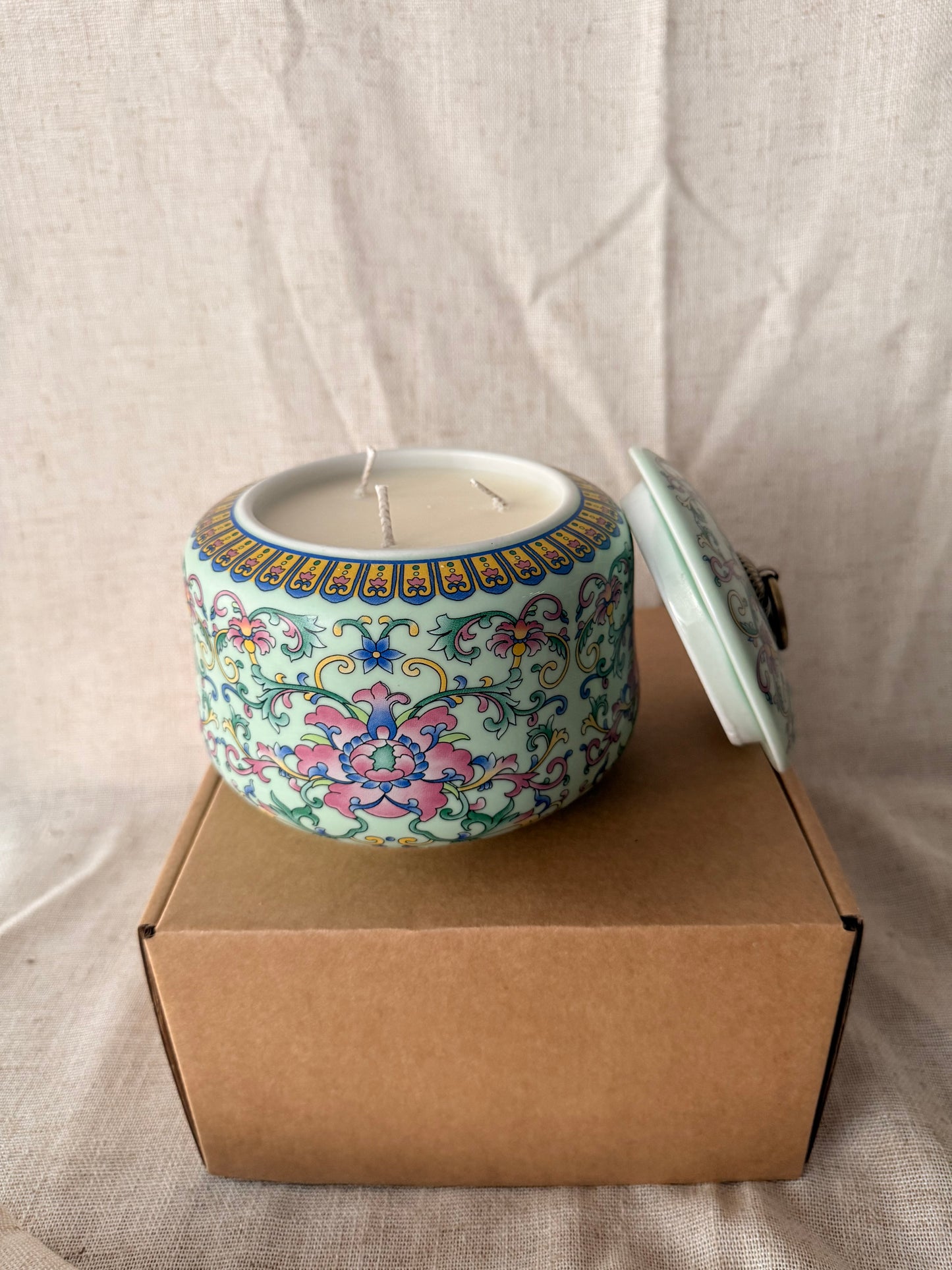 Mint green floral fine porcelain box 3 wicks candle