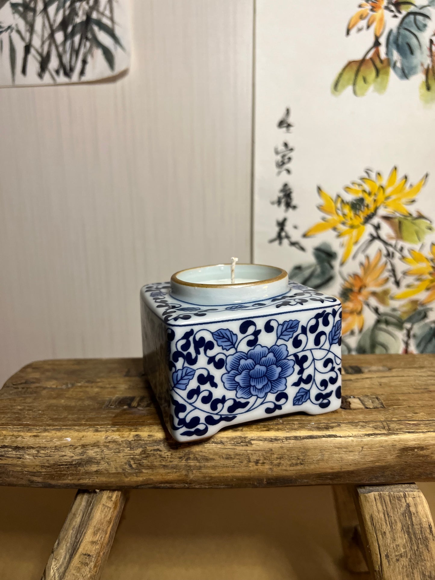 Ink vessel square shaped blue and white Cheung Chau candle