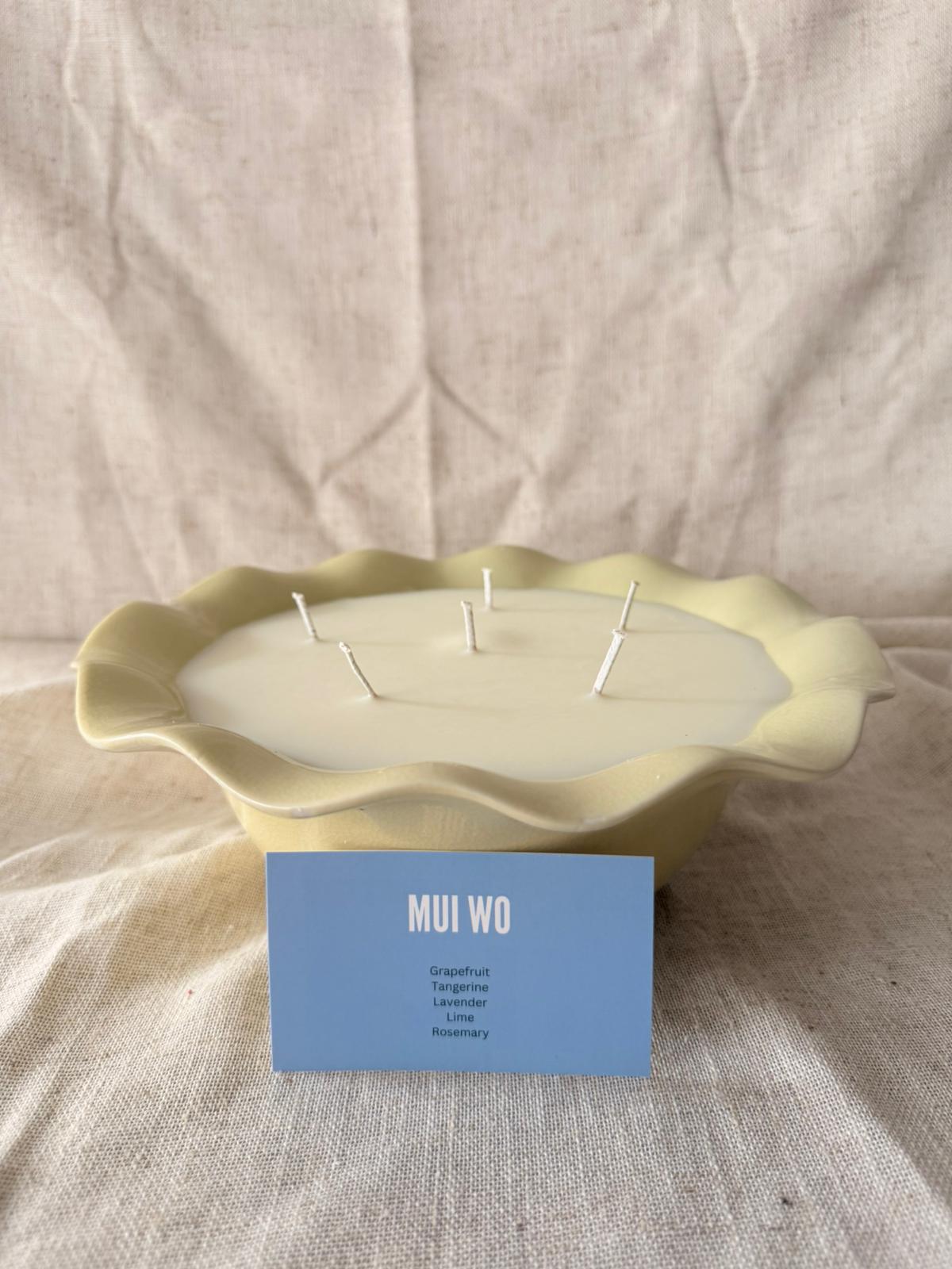 Large celadon fine ceramic scalloped Candle