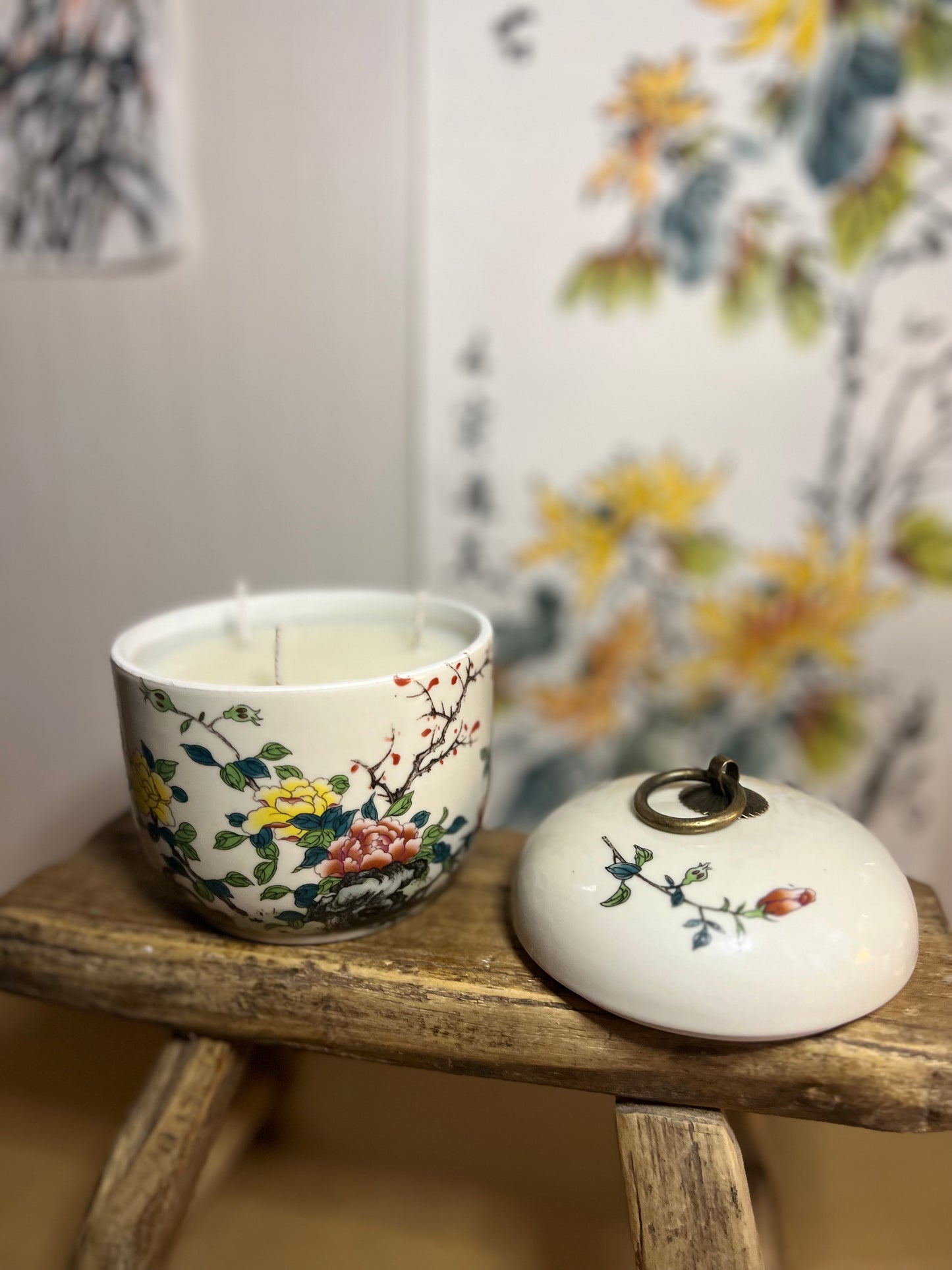 Floral chrysanthemum ceramic 3 wicks Candle