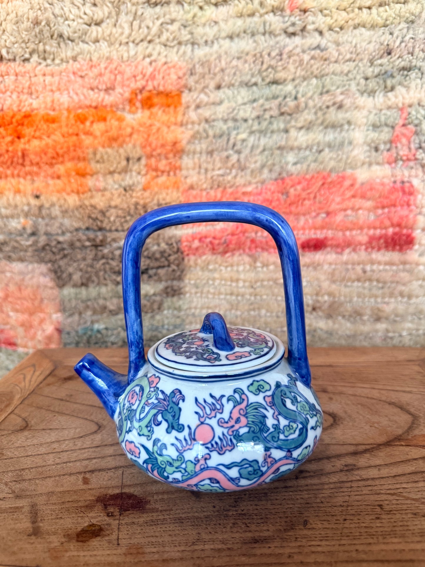 Hand painted in HK colorful dragon tea pot
