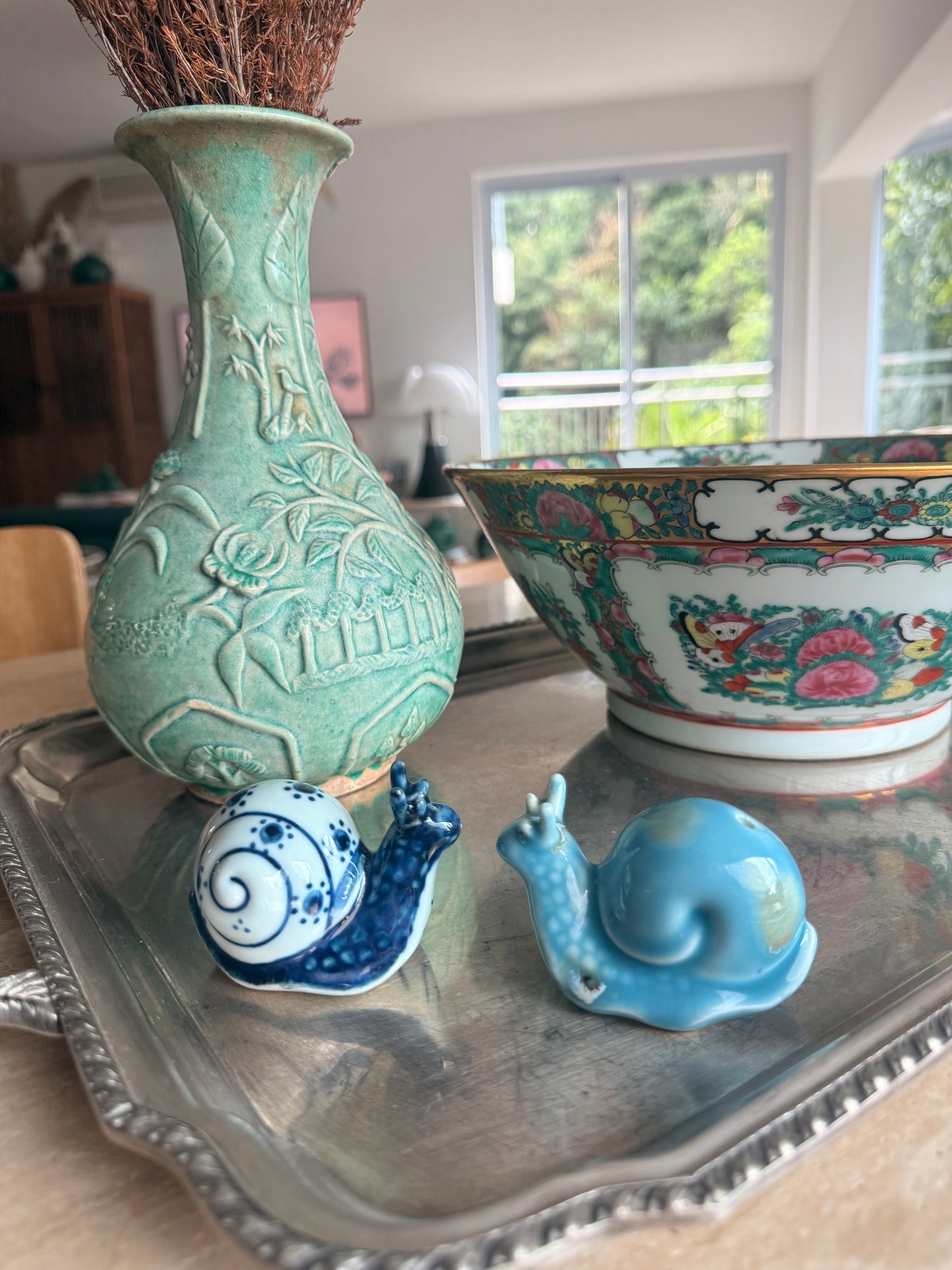 Cute pair of ceramic snails