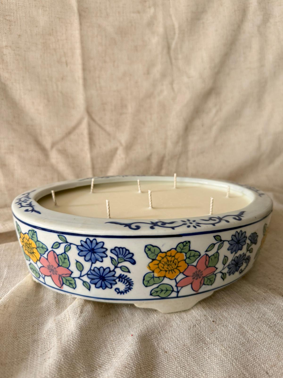 Vintage flowers large oval Candle