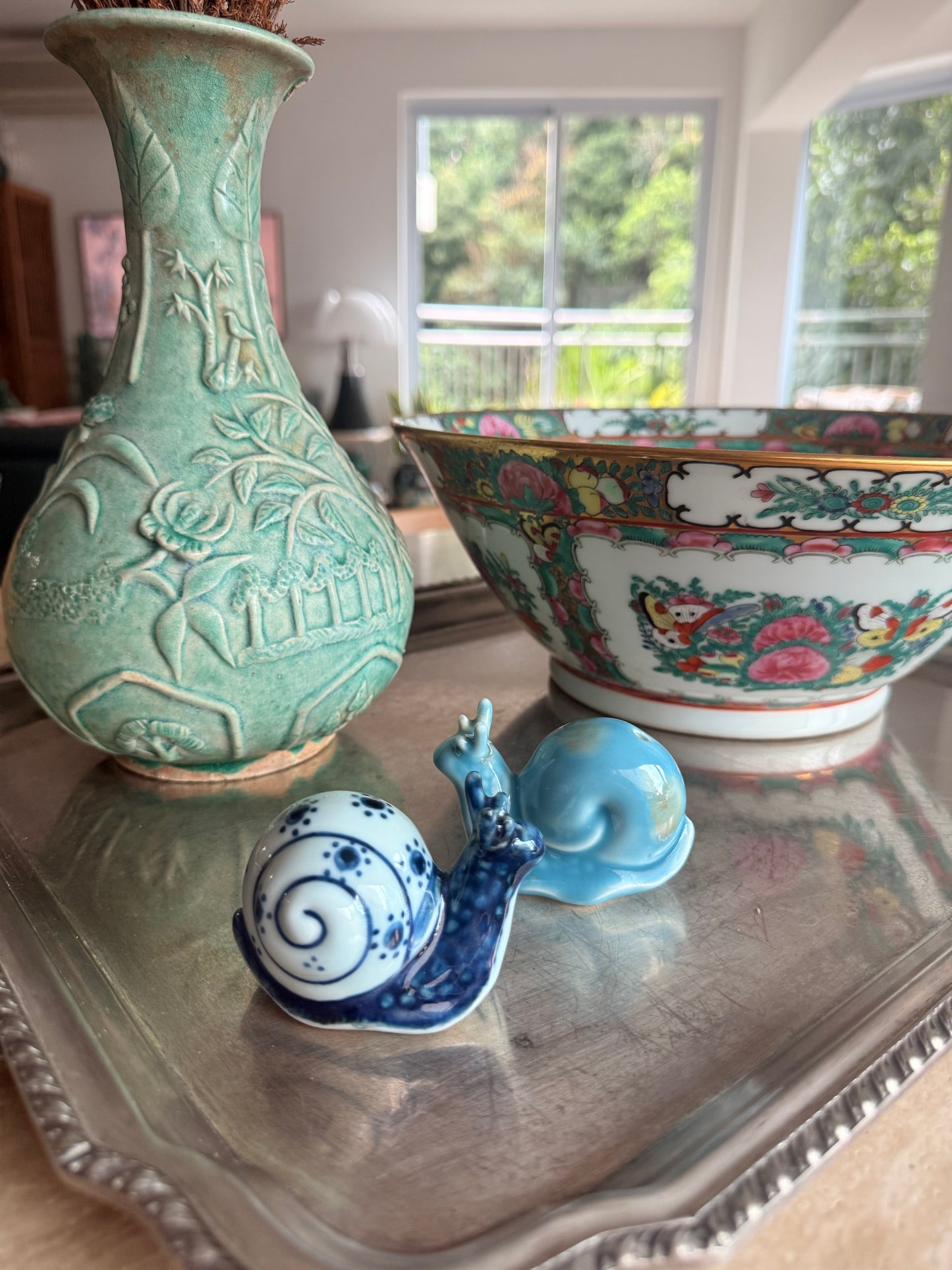 Cute pair of ceramic snails