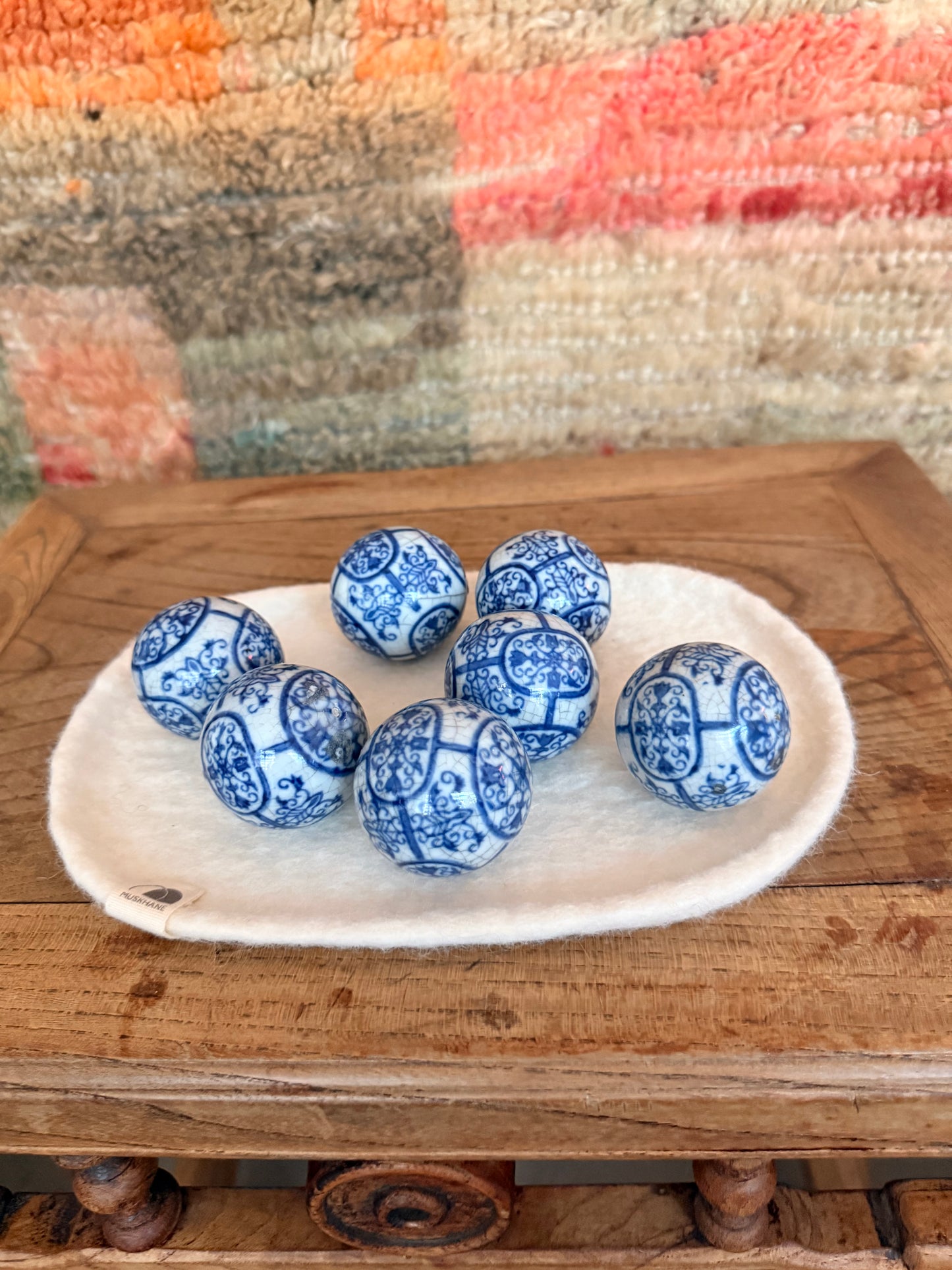 Set of 7 blue and white ceramic balls
