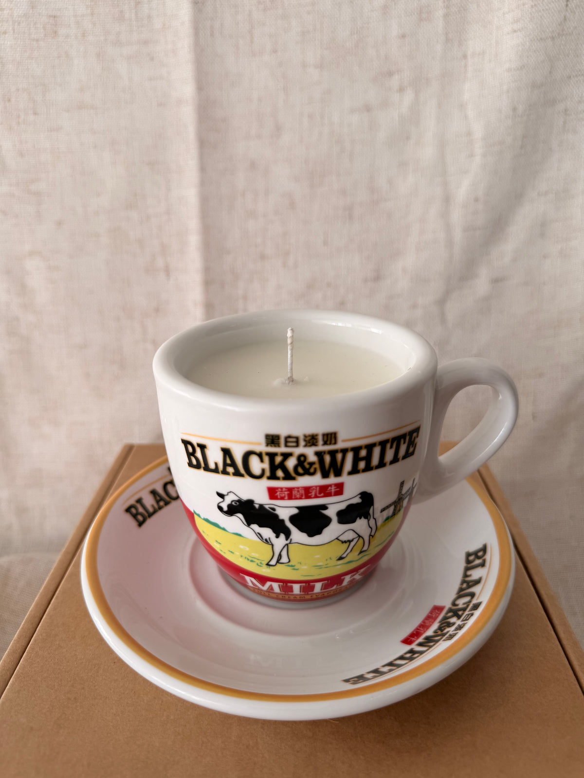 Black & White vintage cup Candle