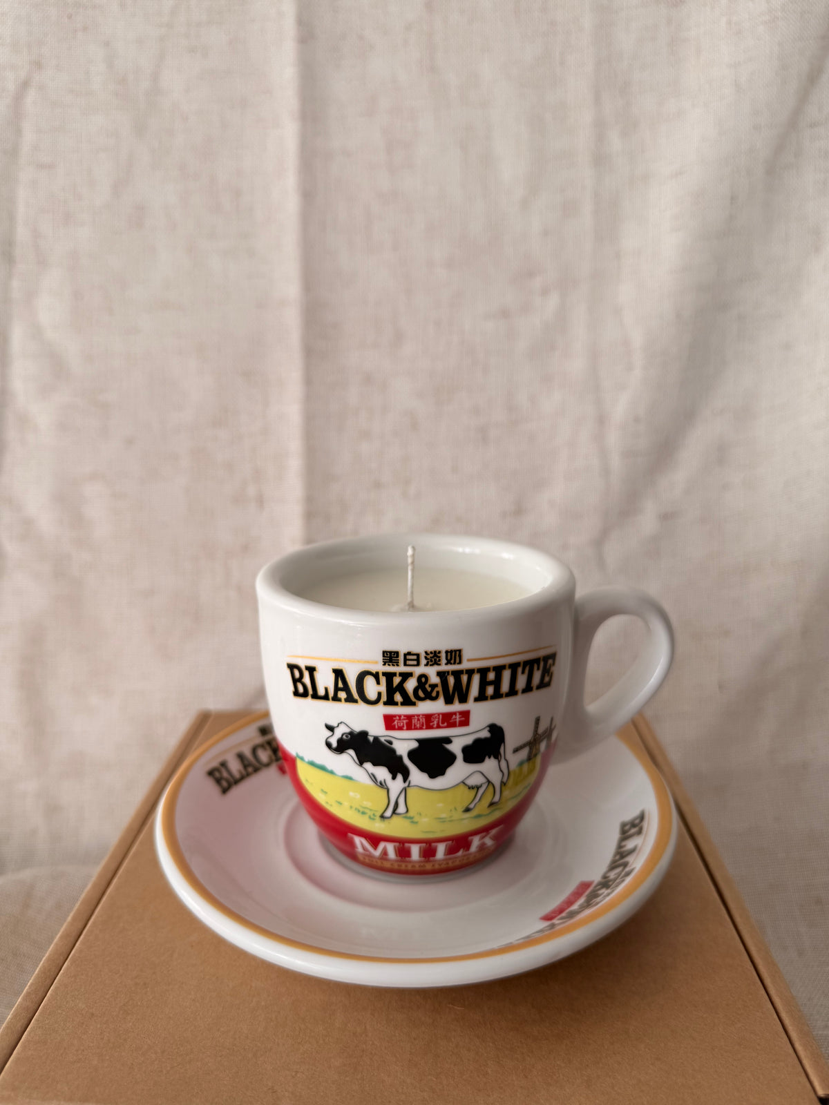Black & White vintage cup Candle