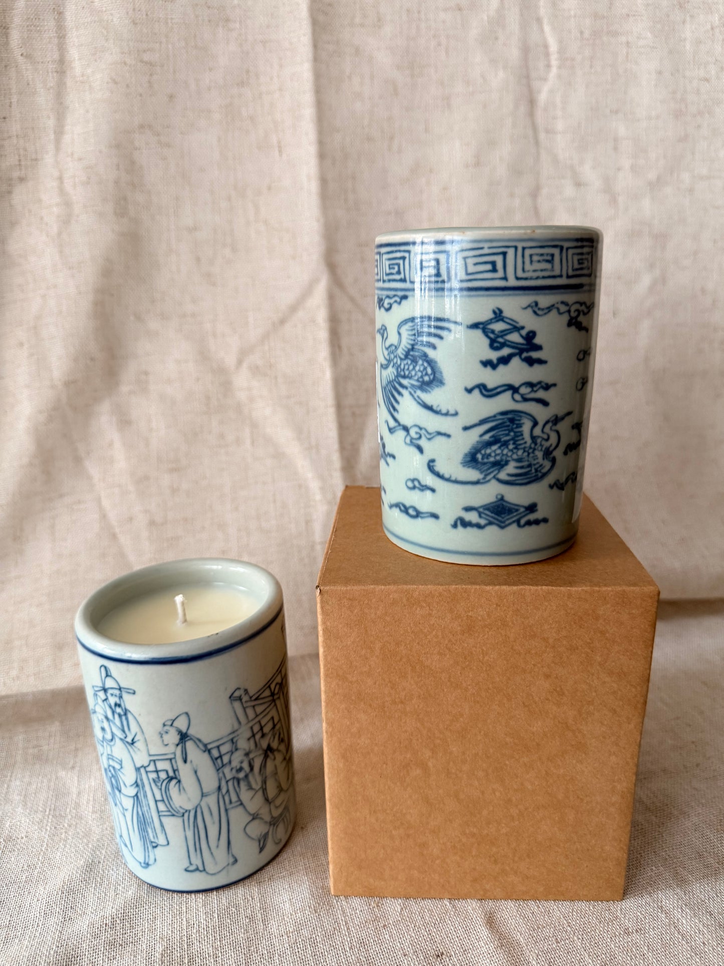 Brush Pot minted blue Candle