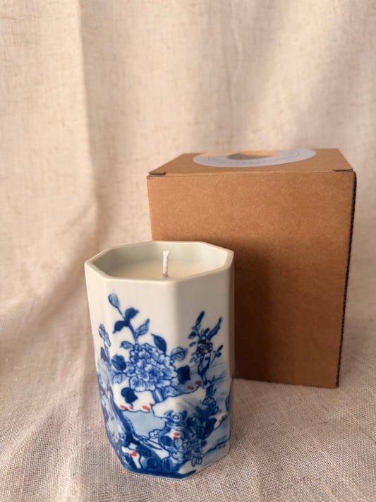 Small octagonal brush pot Candle