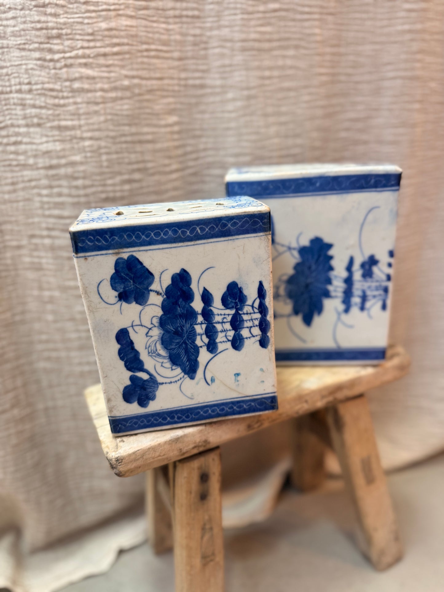 Ceramic blue and white Floral Antique pillows