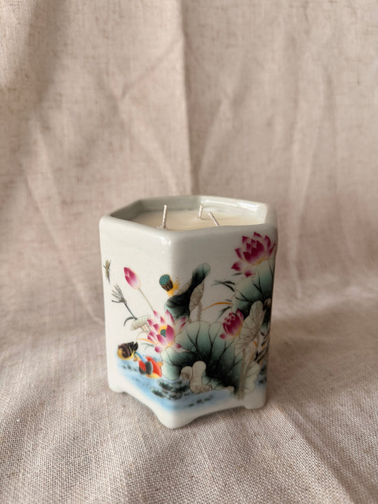Hexagonal Lotus 3 wicks Candle