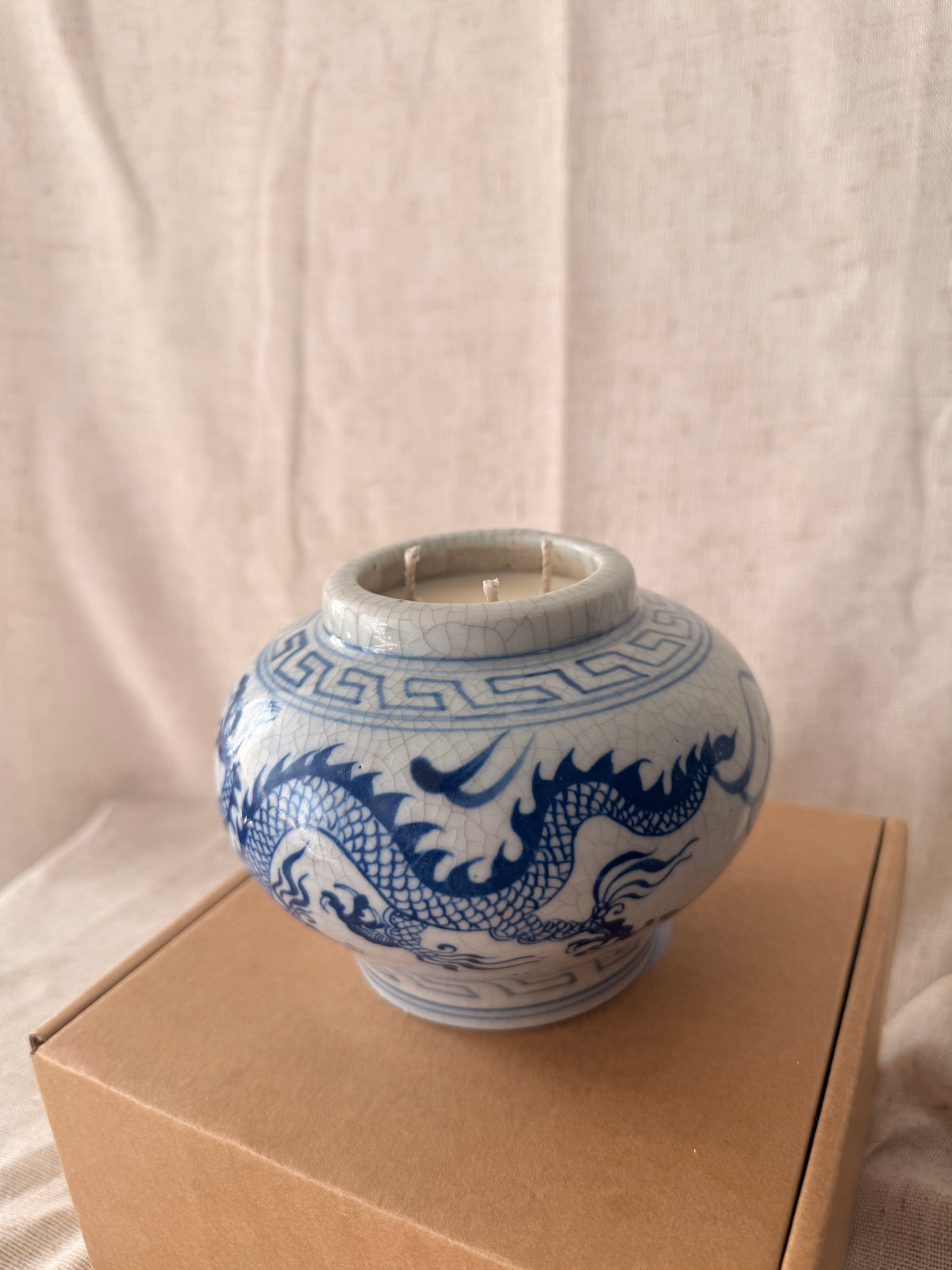 Dragon small vase Candle