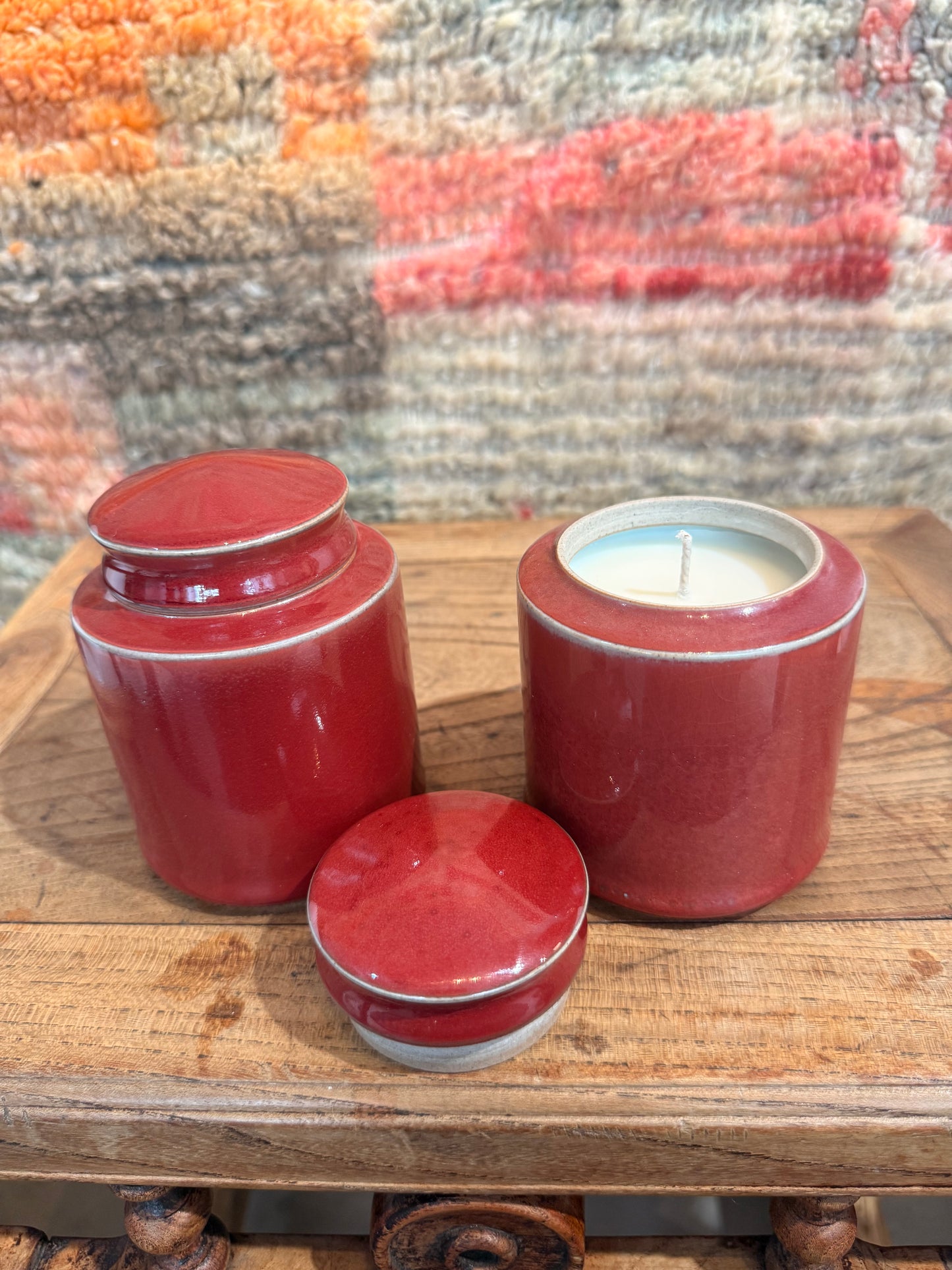 Burgundy ceramic jar 1 wick candle
