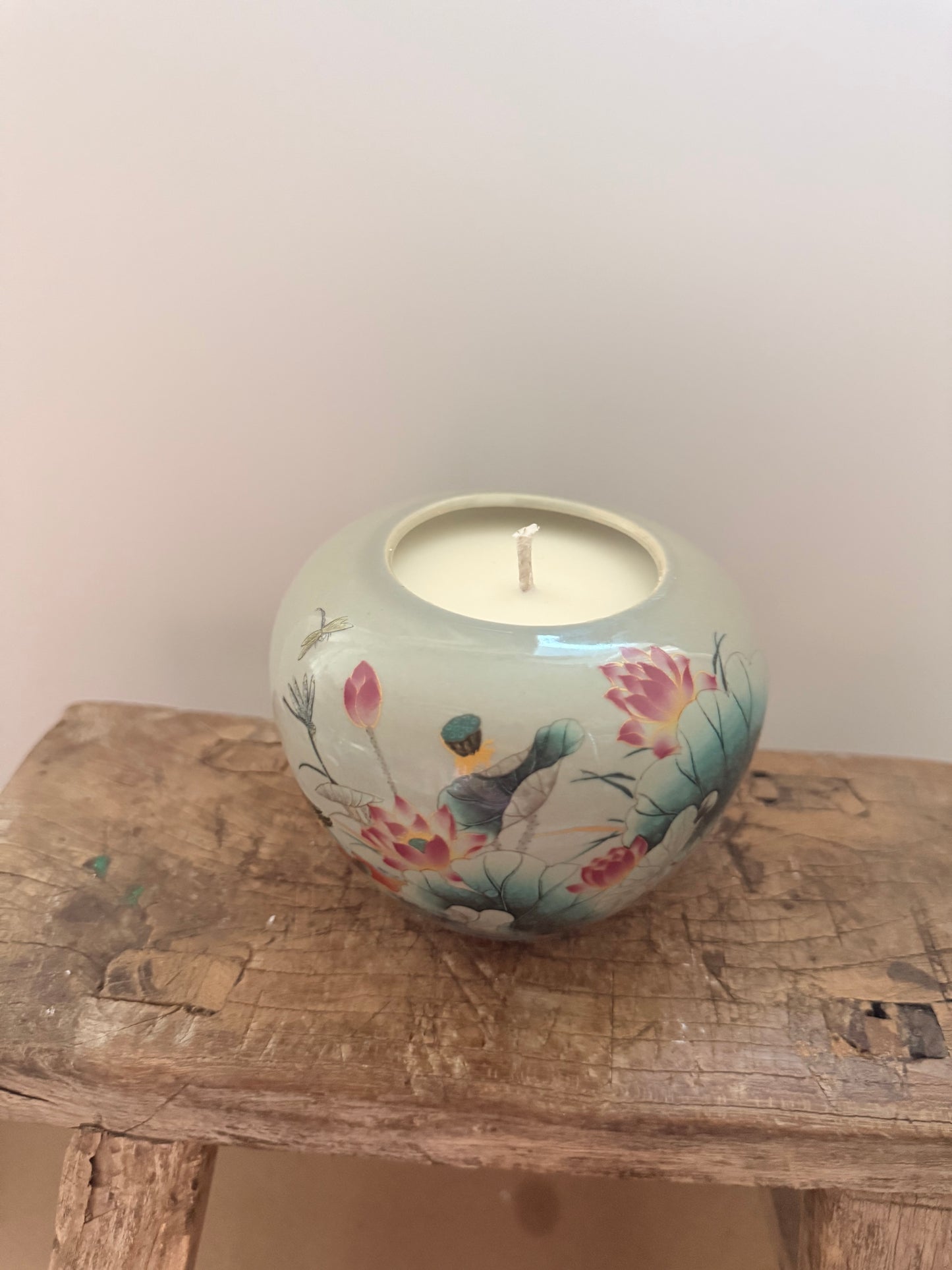 Mini lotus jar 1 wick candle