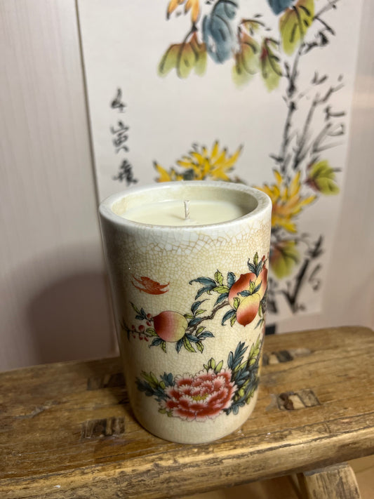 Peach and floral brush pot 1 wick Kennedy Town Candle