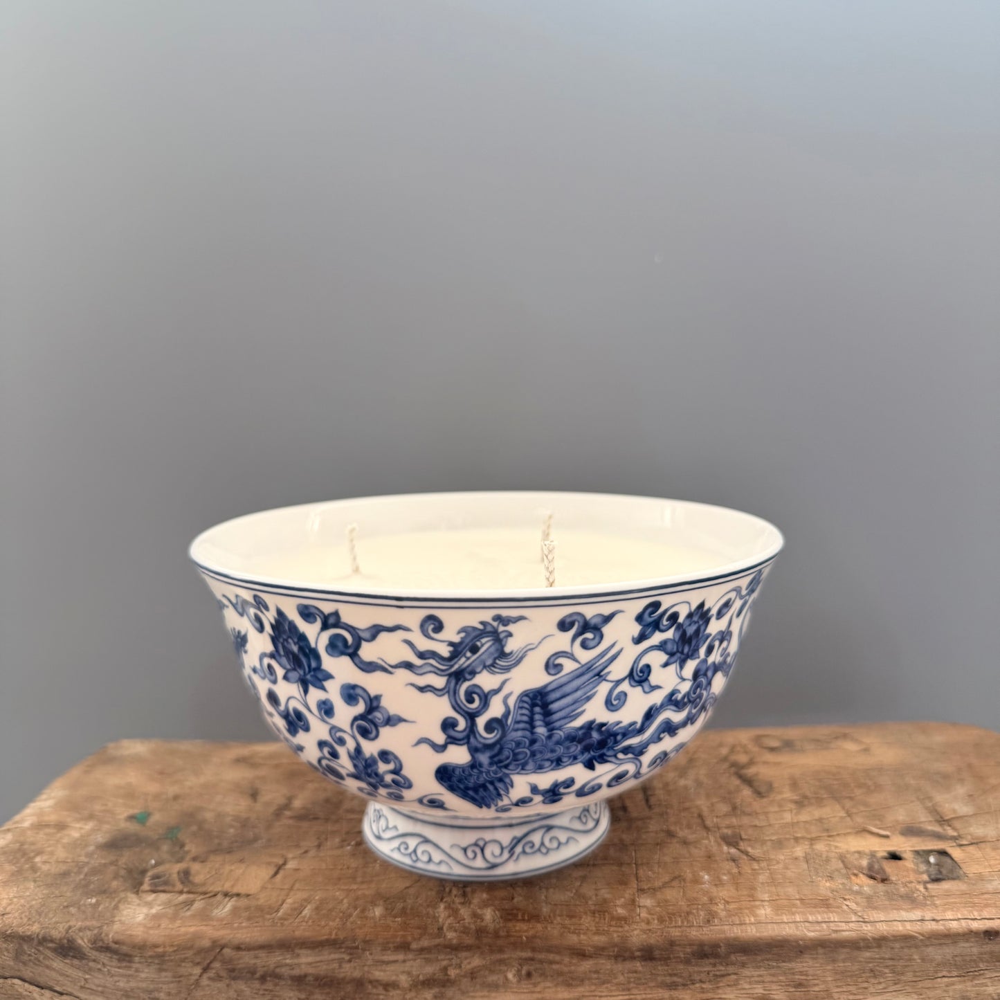 Fine porcelain Phoenix and dragon 3 wicks bowl candle