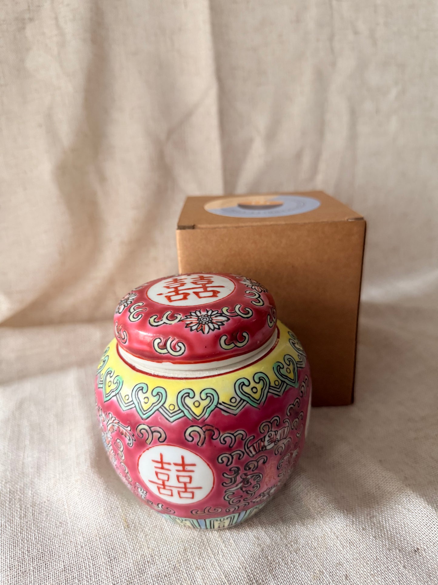 Red Prosperity teabox Candle