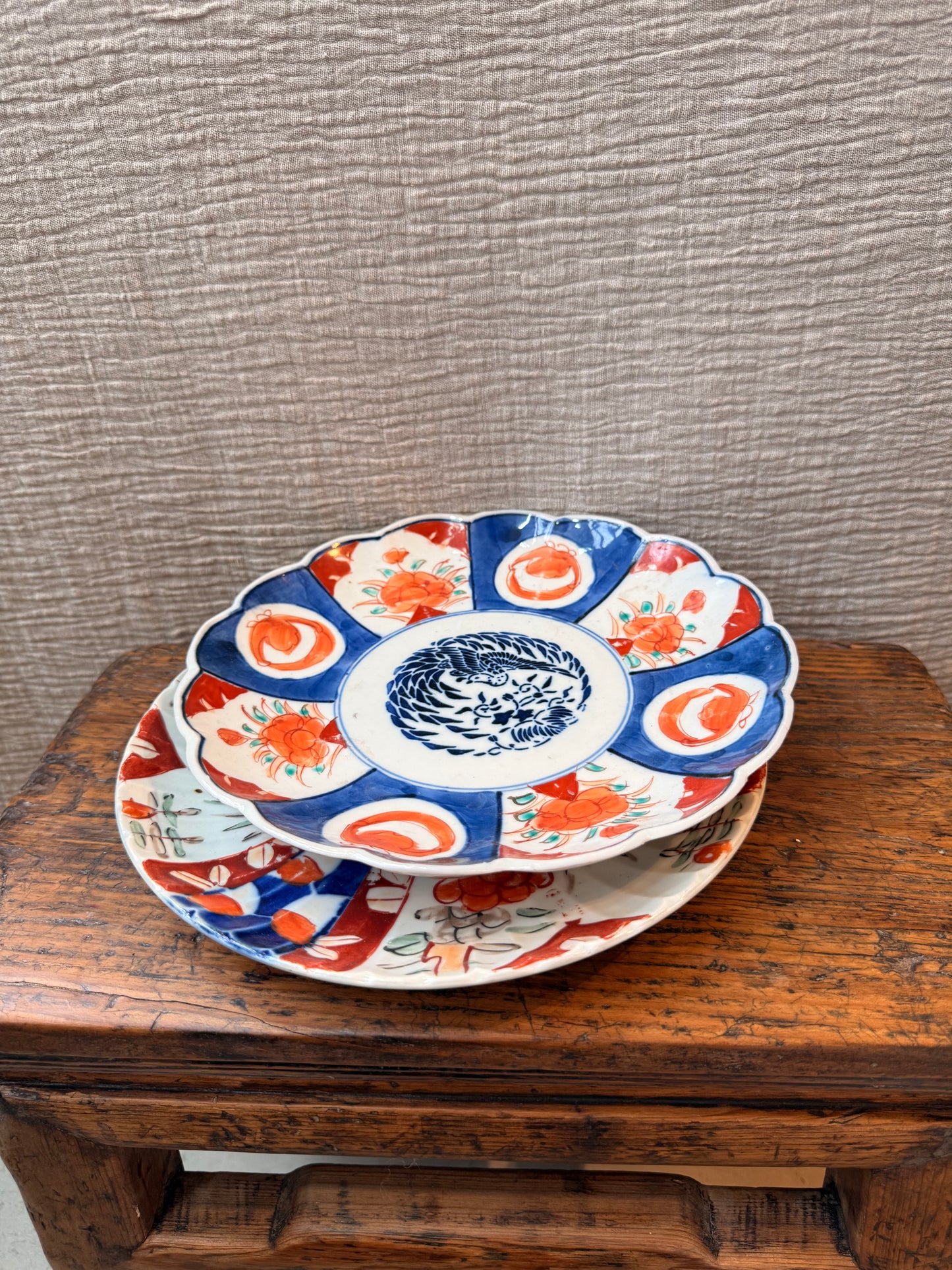 Set of 2 Imari vintage Imari plates