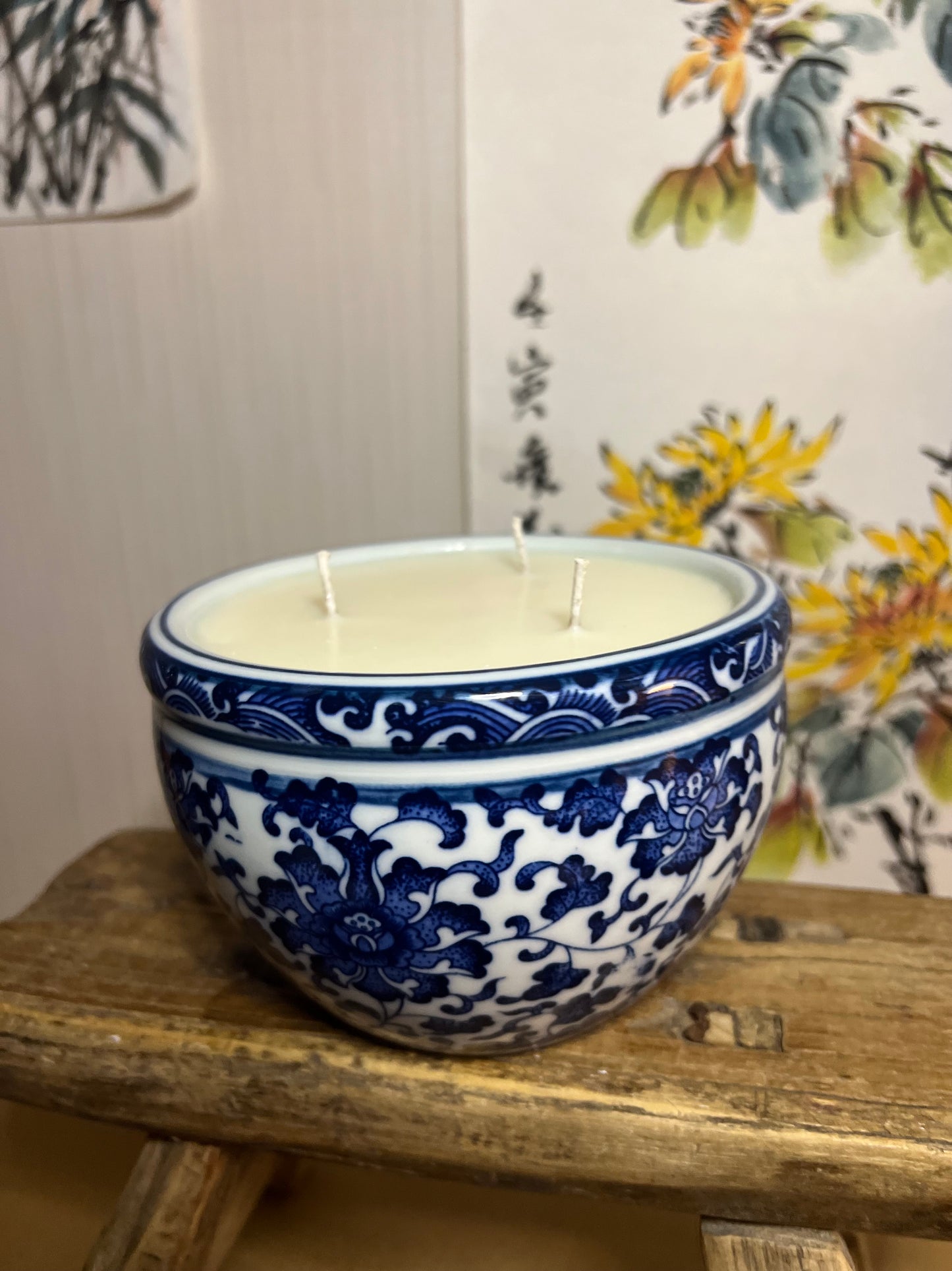 Blue and white small bassin 3 wicks Candle