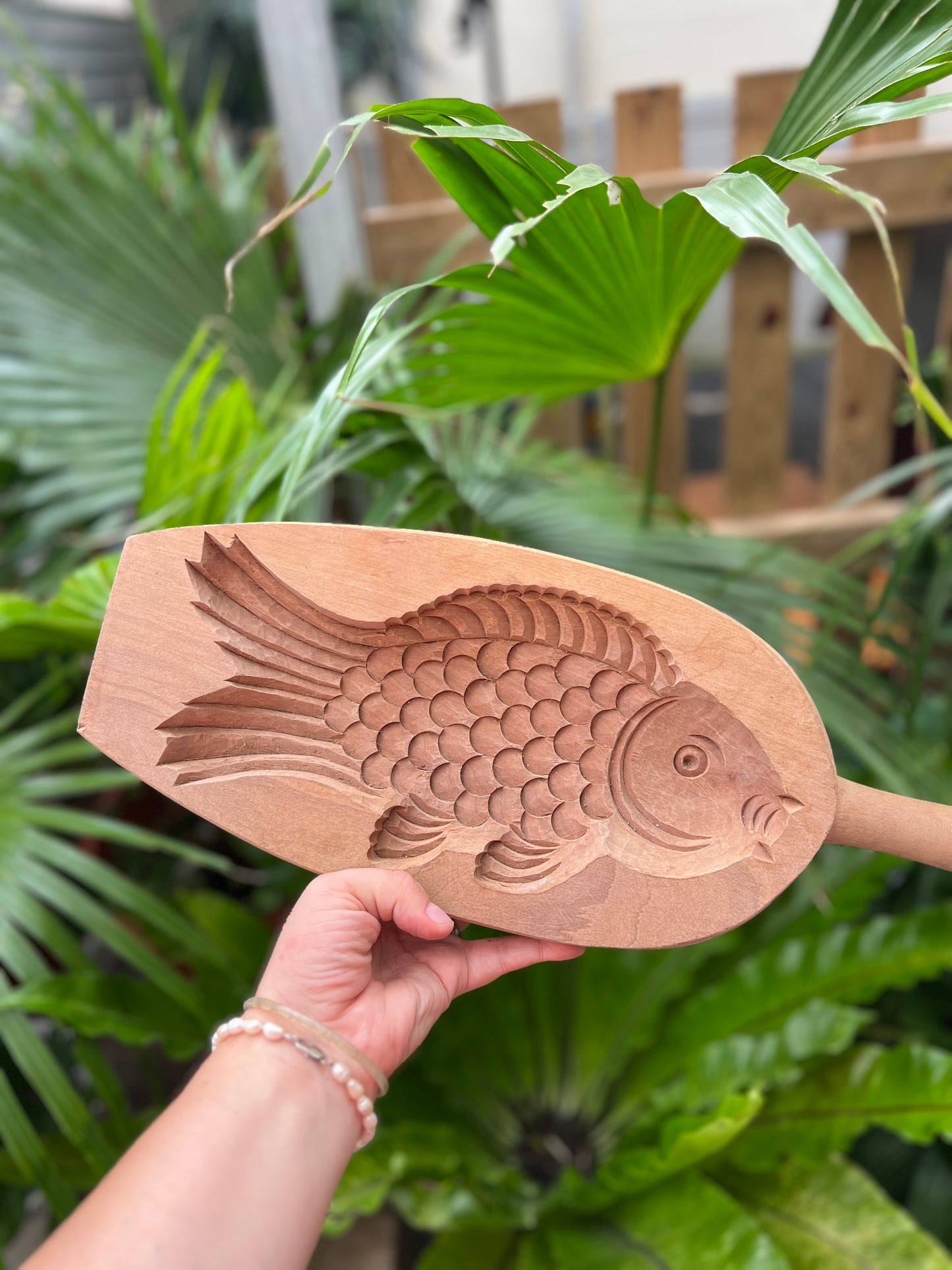 Mooncake fish trinket