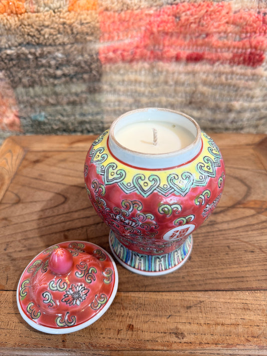 Red Prosperity temple jar 1 wick candle