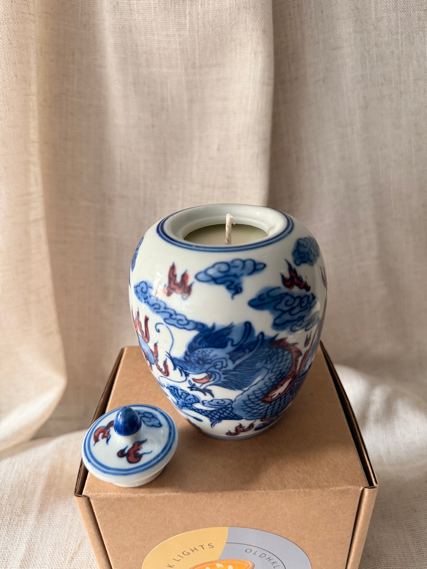 Slim blue dragon jar 1 wick candle