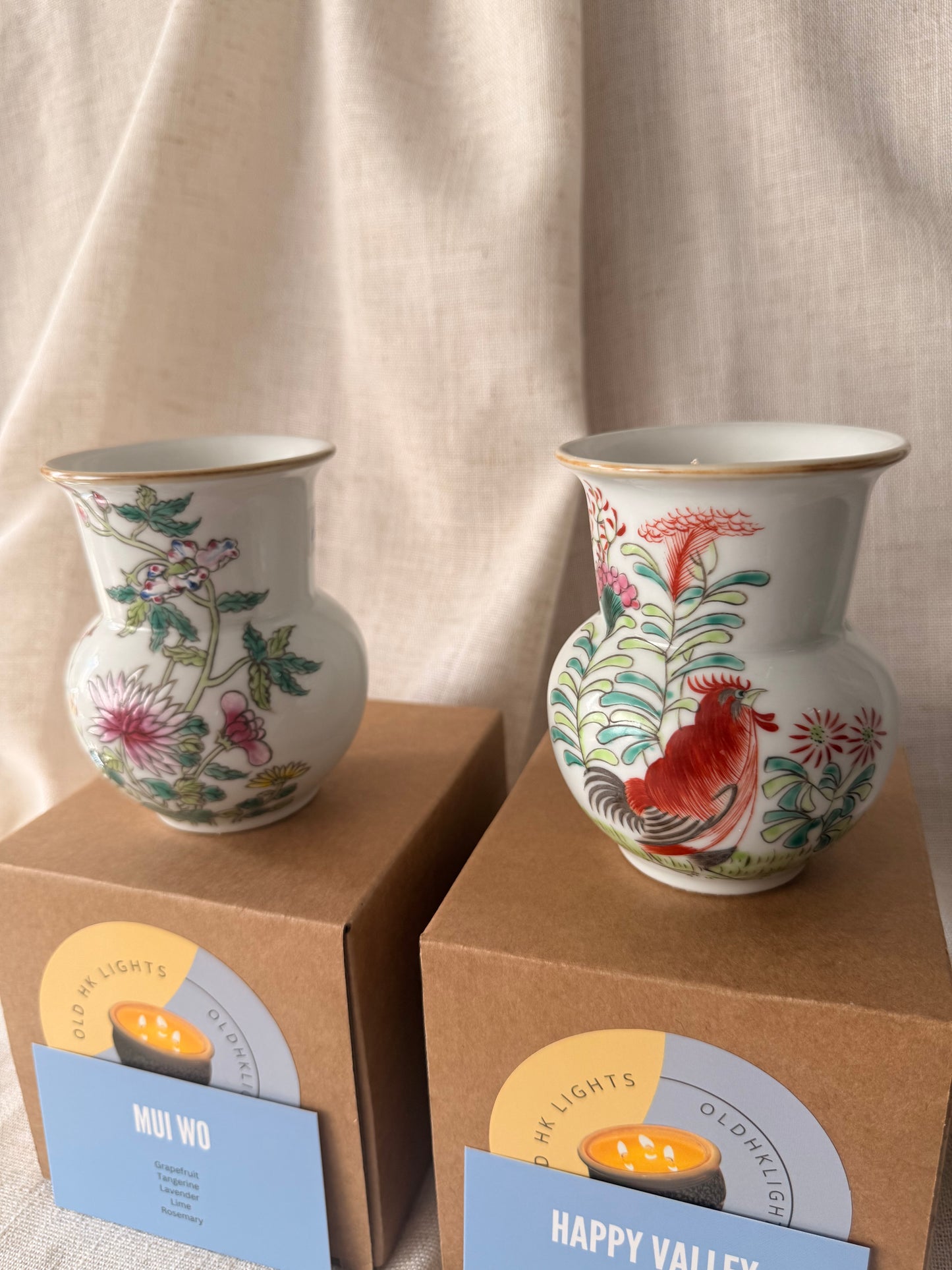 Rooster and peonies small vases candles