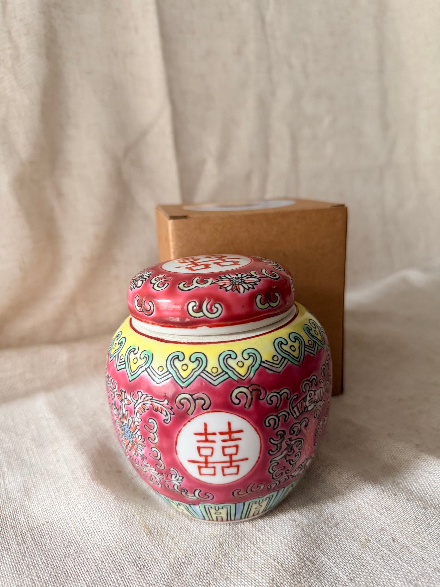 Red Prosperity teabox Candle