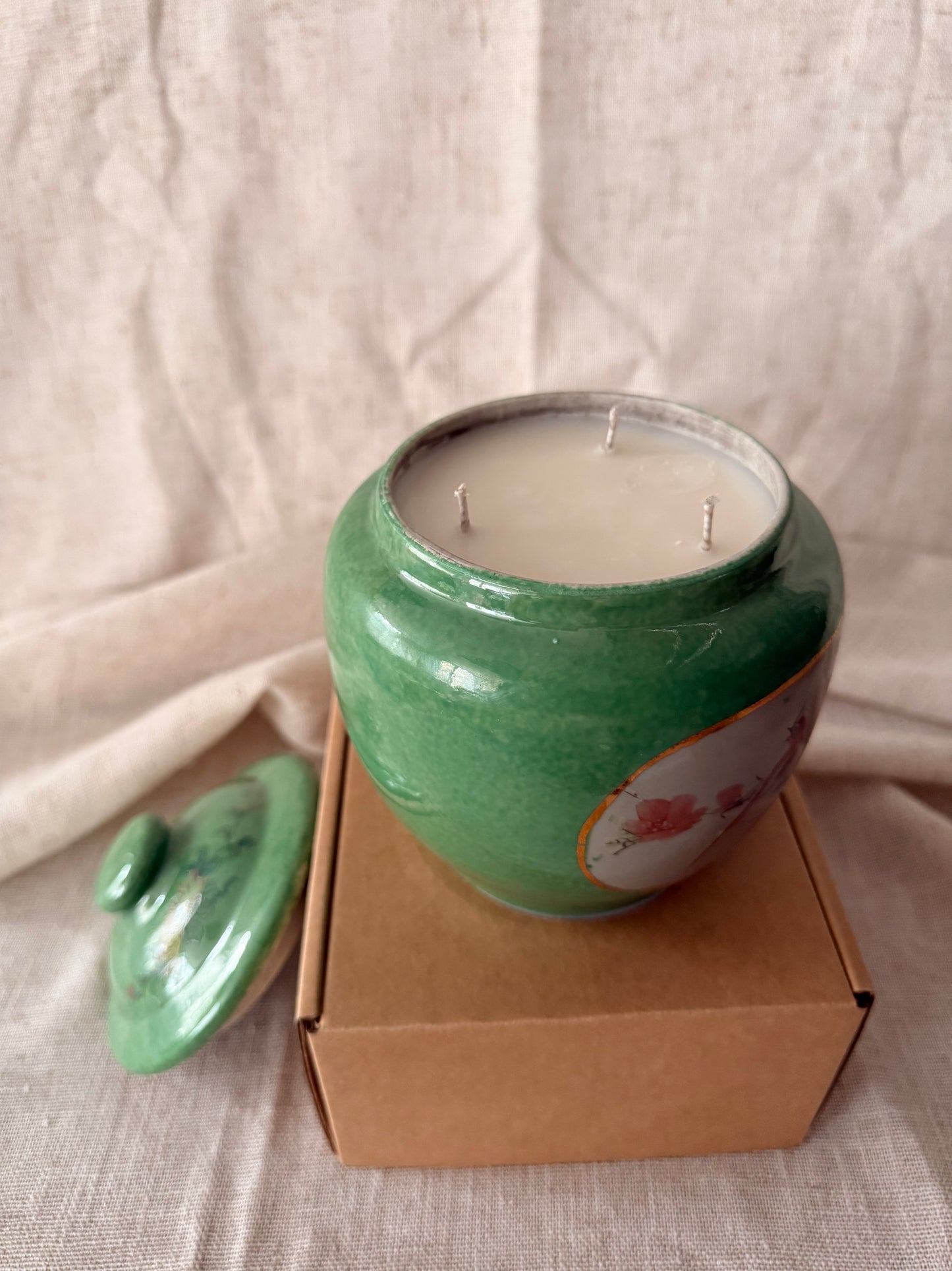 Green round Jar Peony Candle