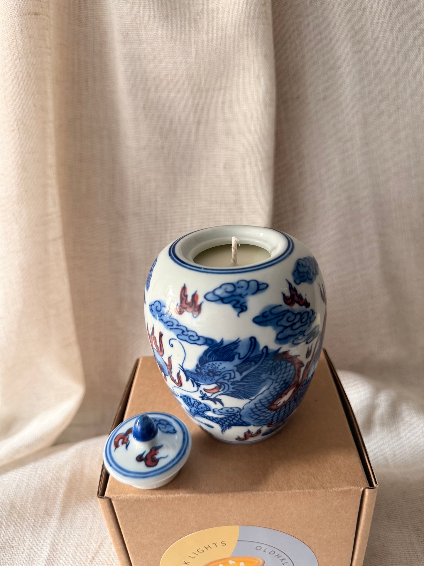 Slim blue dragon jar 1 wick candle