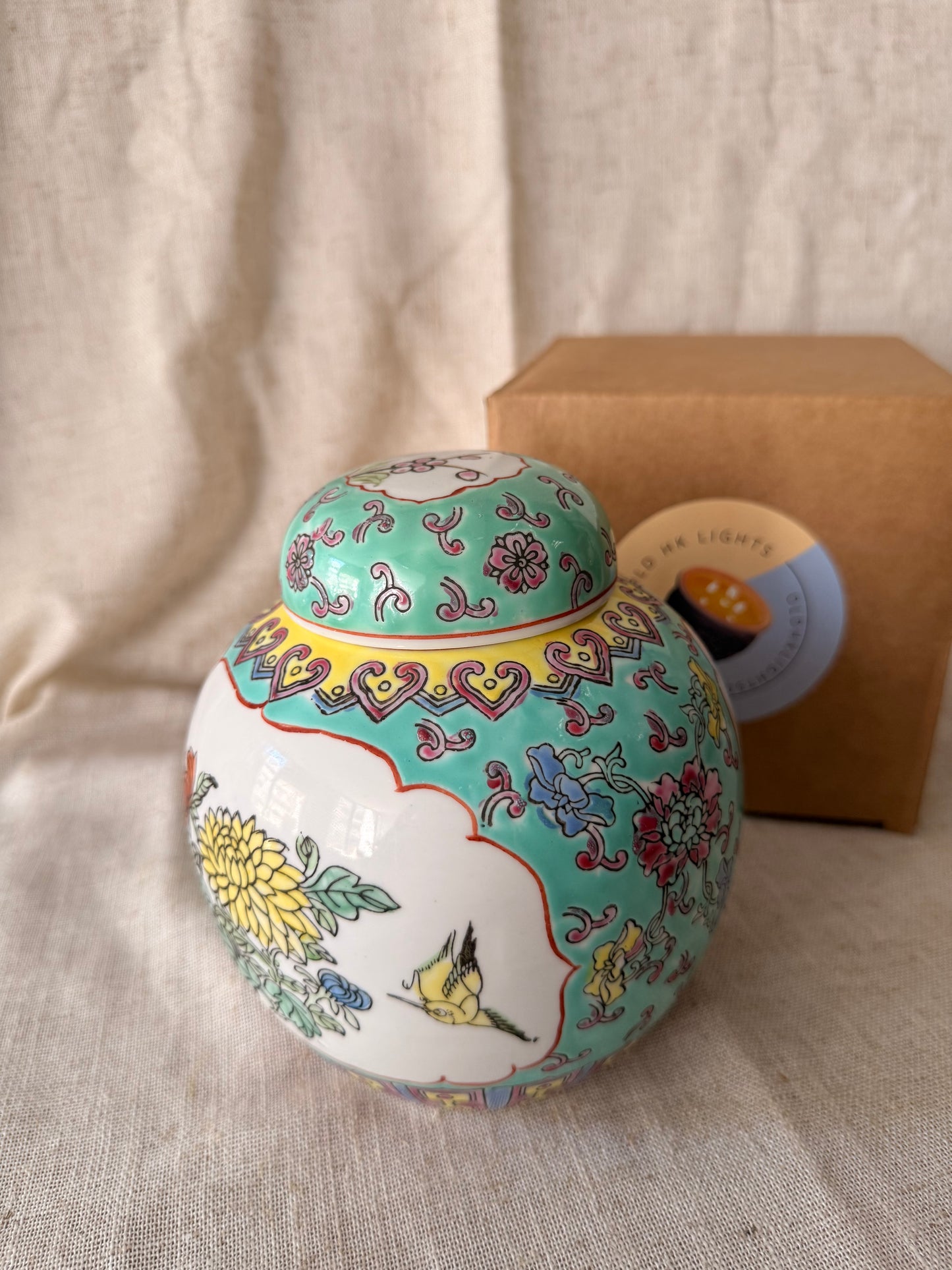 Turquoise blue Bird ginger jar Candle