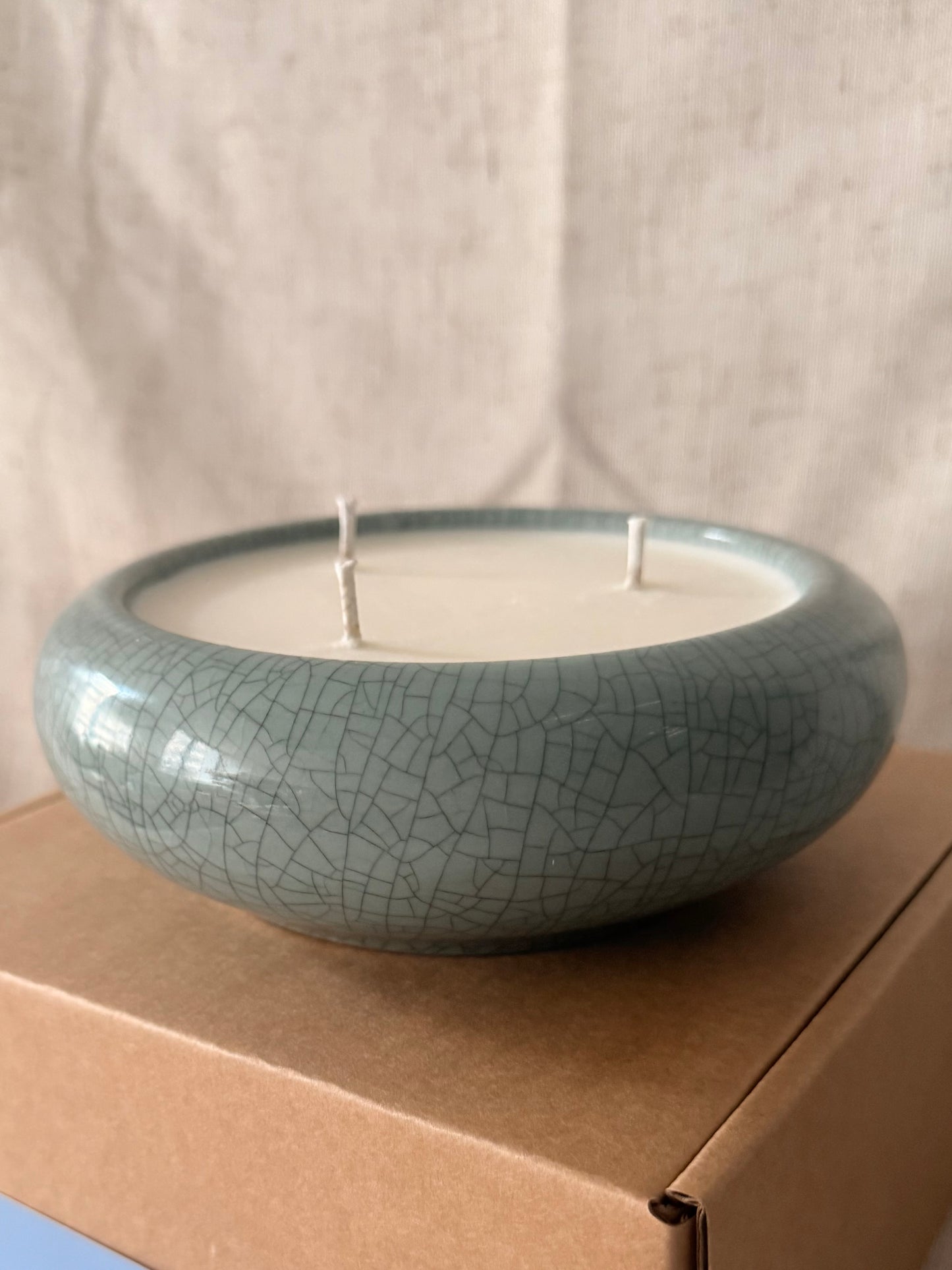 Celadon cracked 3 wicks Candle