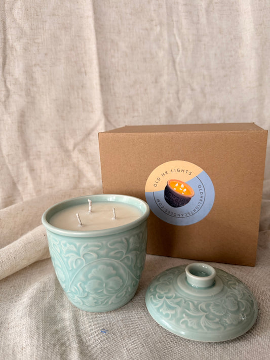 Celadon floral cup 3 wicks candle