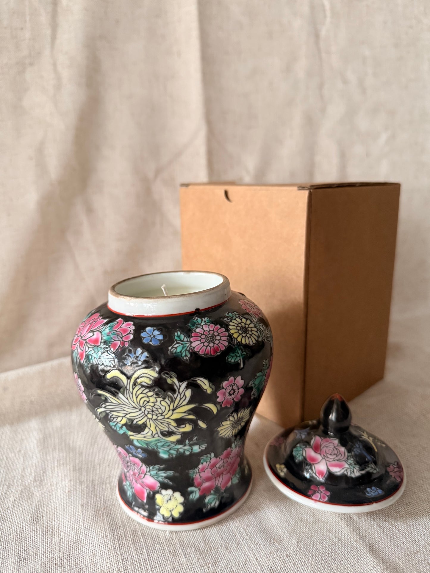 Black floral Temple jar Candle