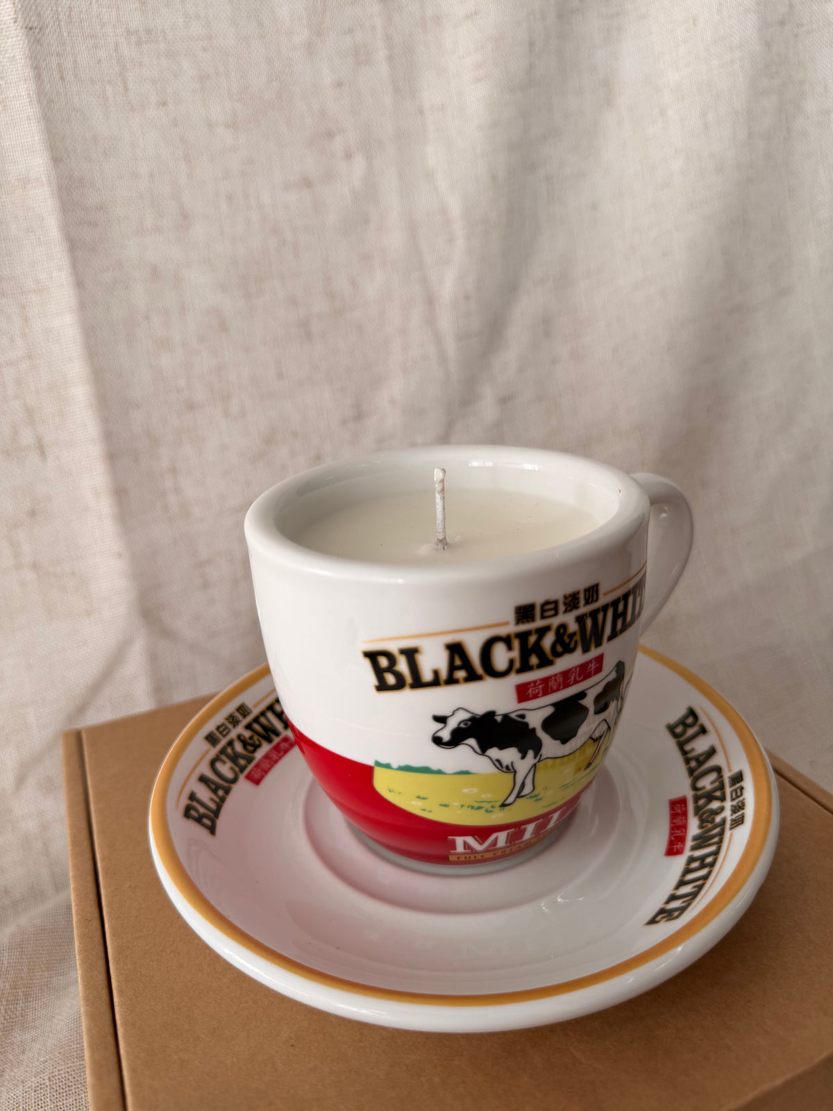 Black & White vintage cup Candle