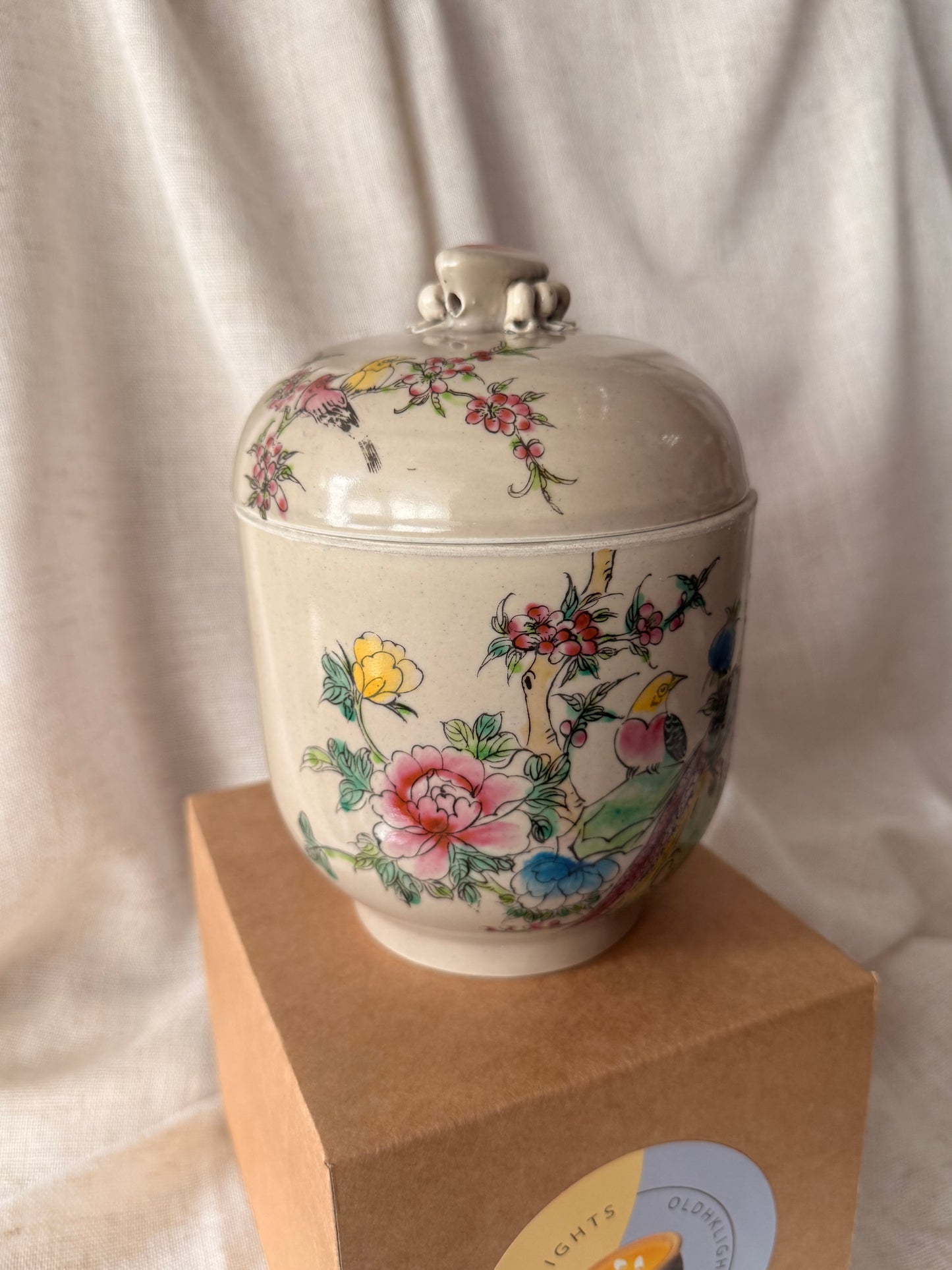 Peonies and birds pastel ceramic box 3 wicks candle